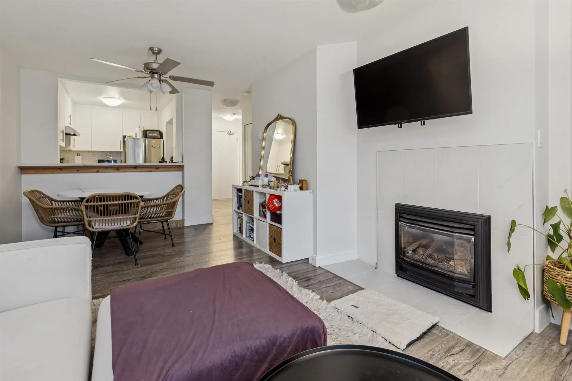 #308 1010 Chilco Street - Image 3