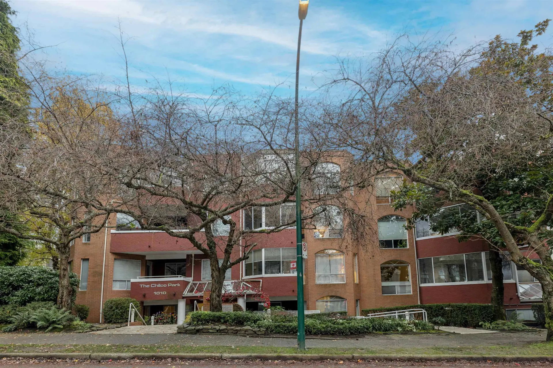 #308 1010 Chilco Street - Image 14