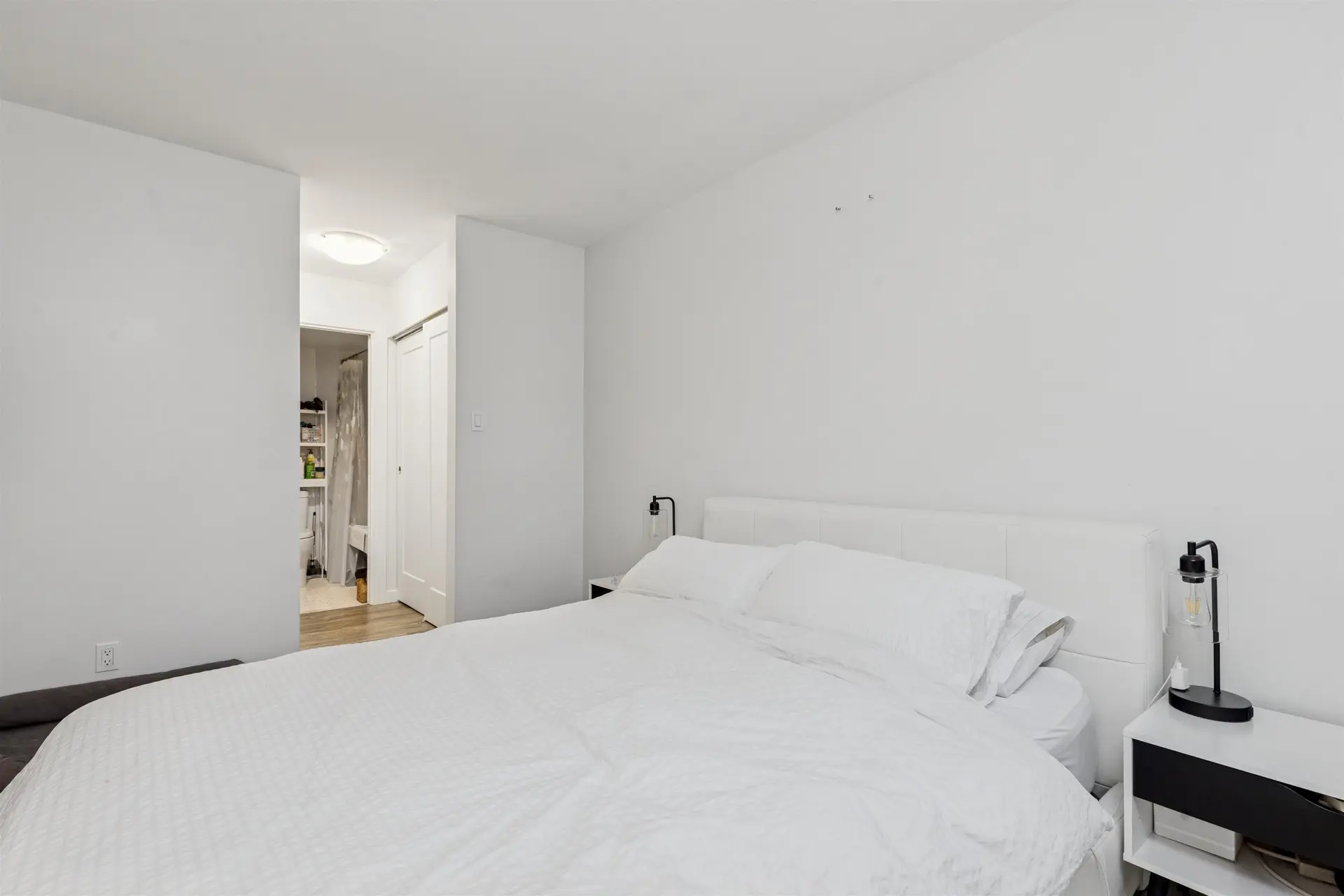#308 1010 Chilco Street - Image 11