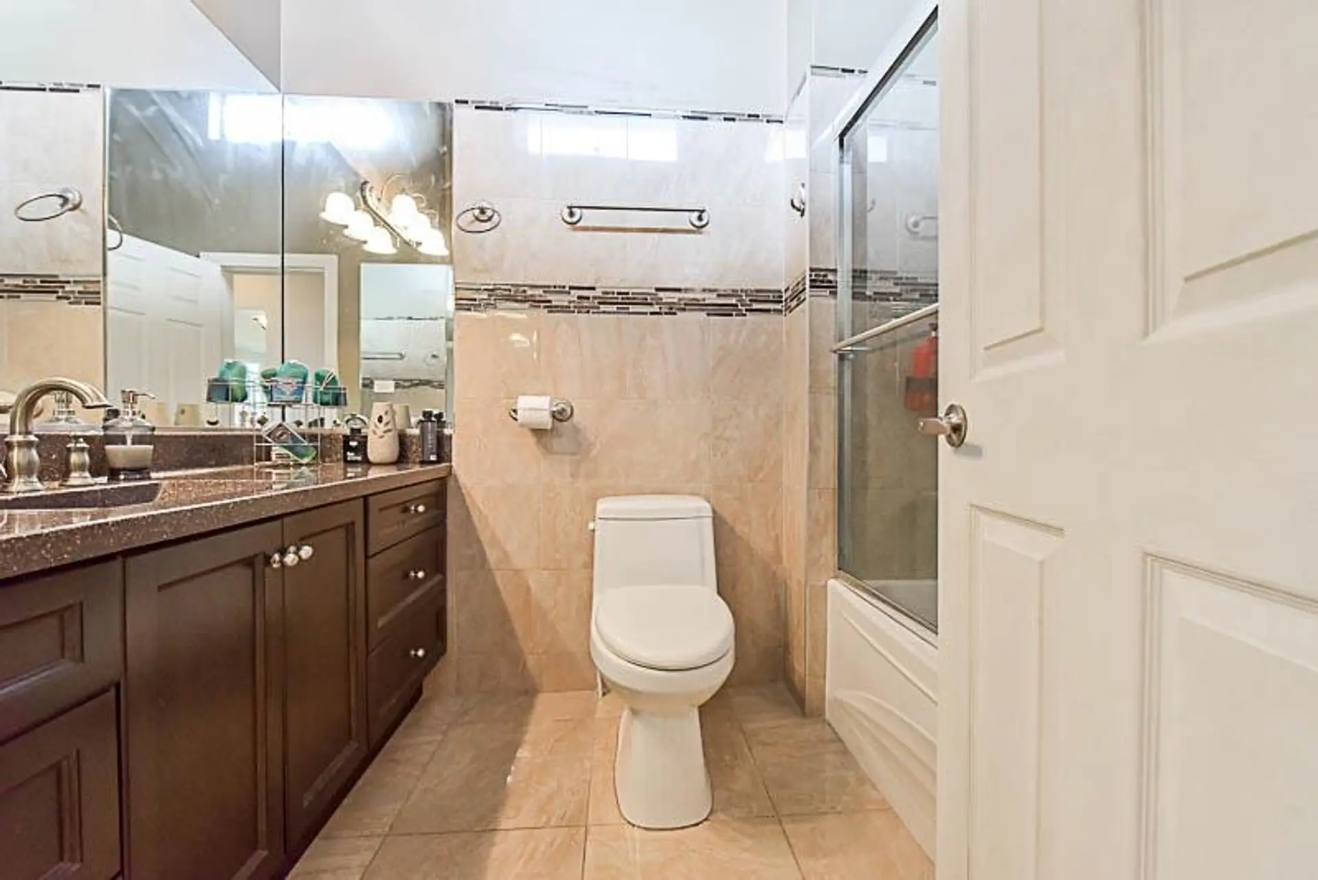 Property at #1335 1337 KAMLOOPS STREET, New Westminster, BC