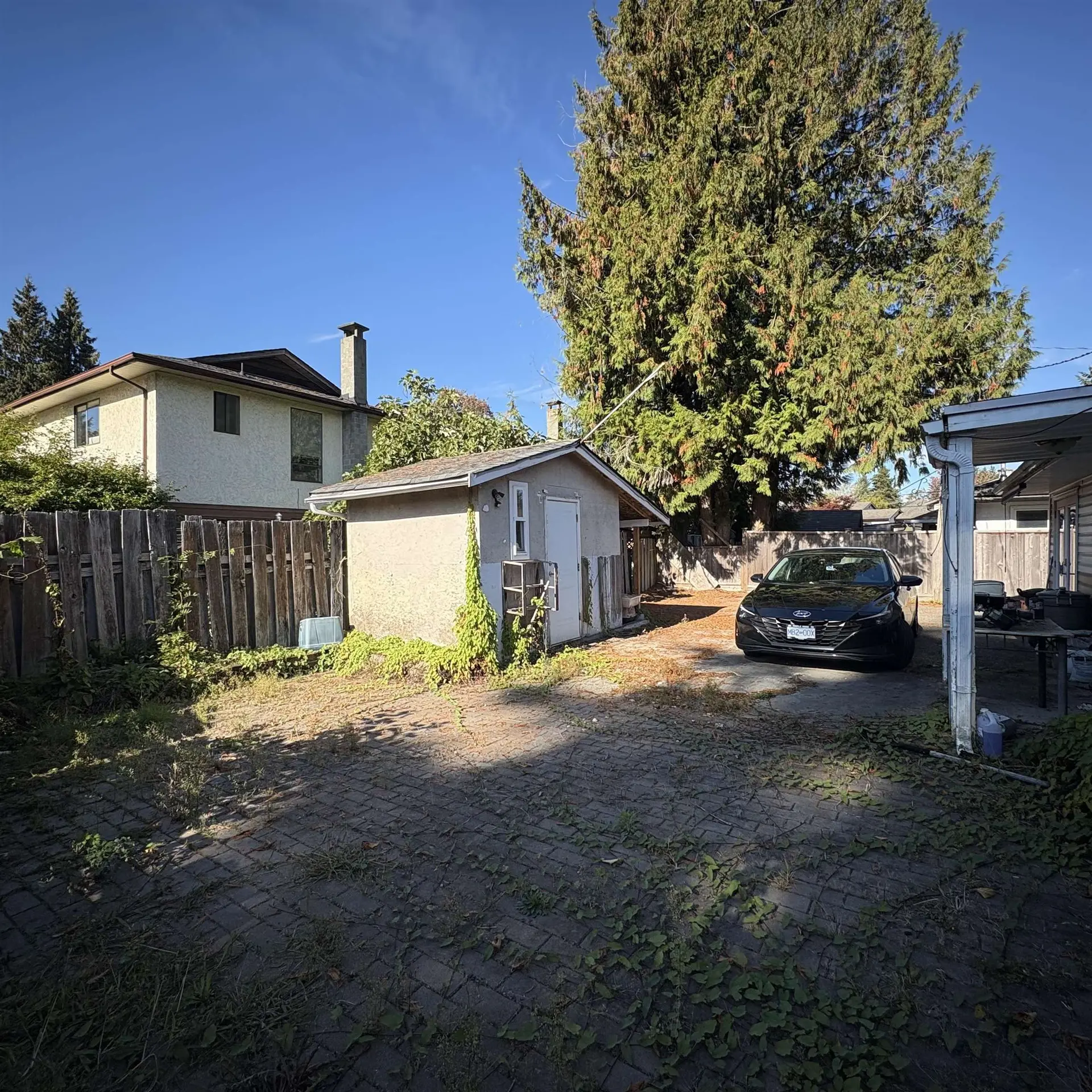 12129 222 Street - Image 16