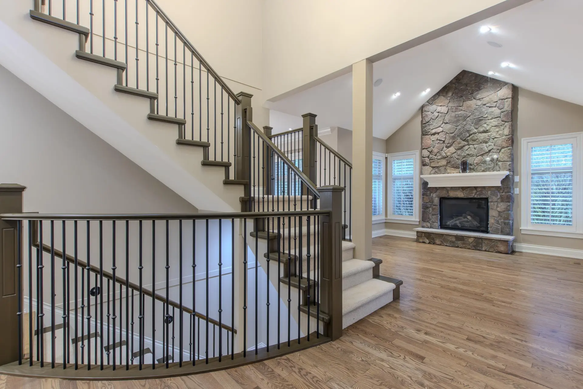 Property at 40899 THE CRESCENT, Squamish, BC