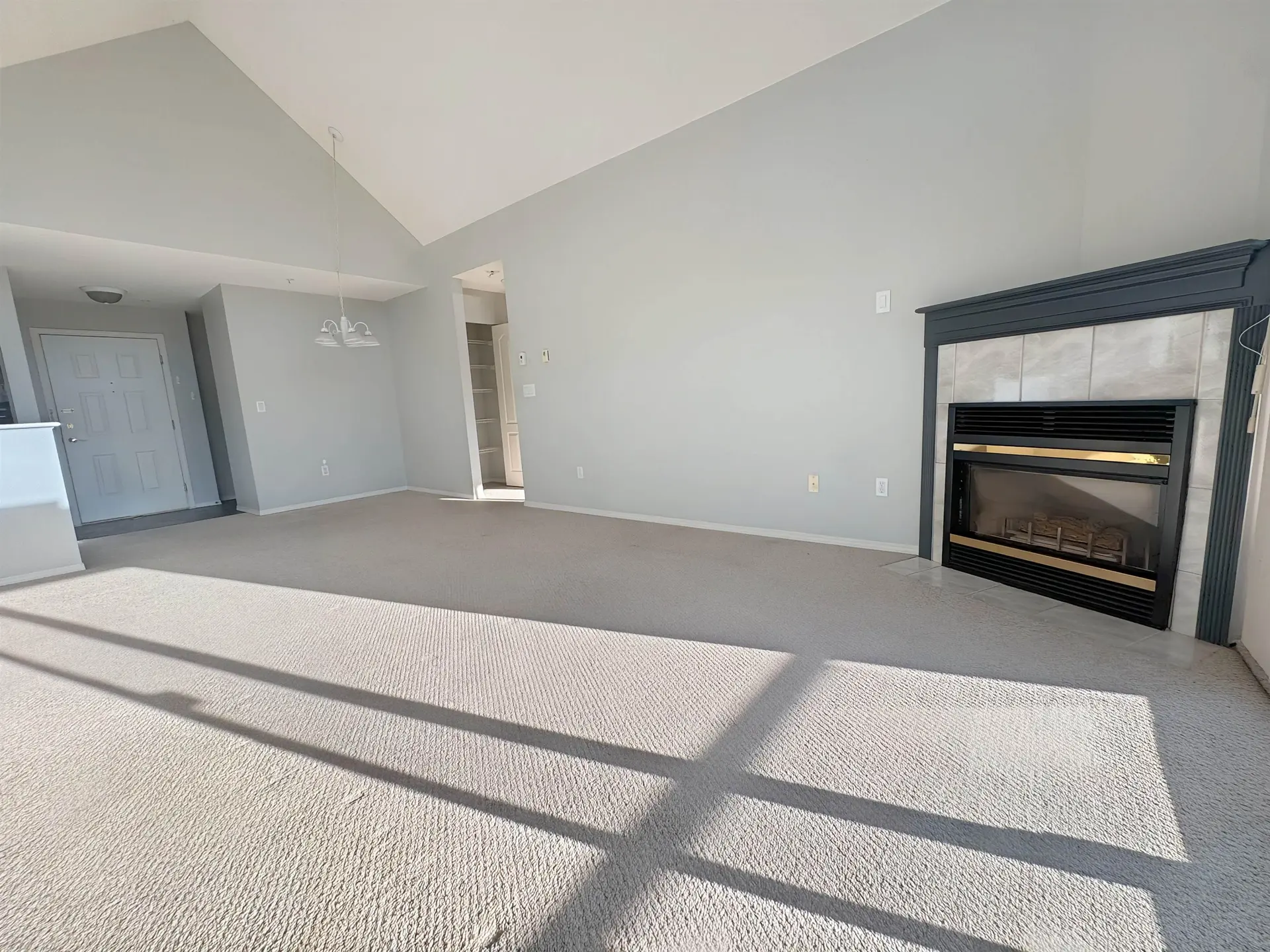 #404 45520 Knight Road - Image 9