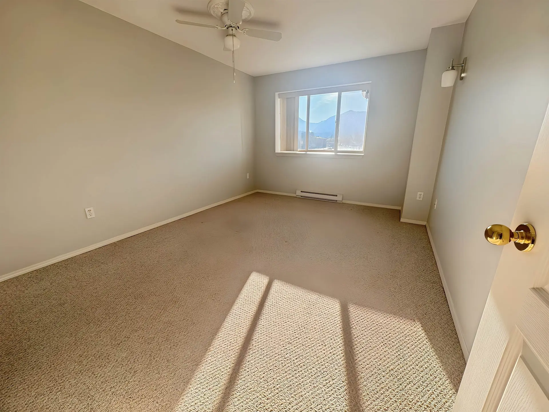 #404 45520 Knight Road - Image 14