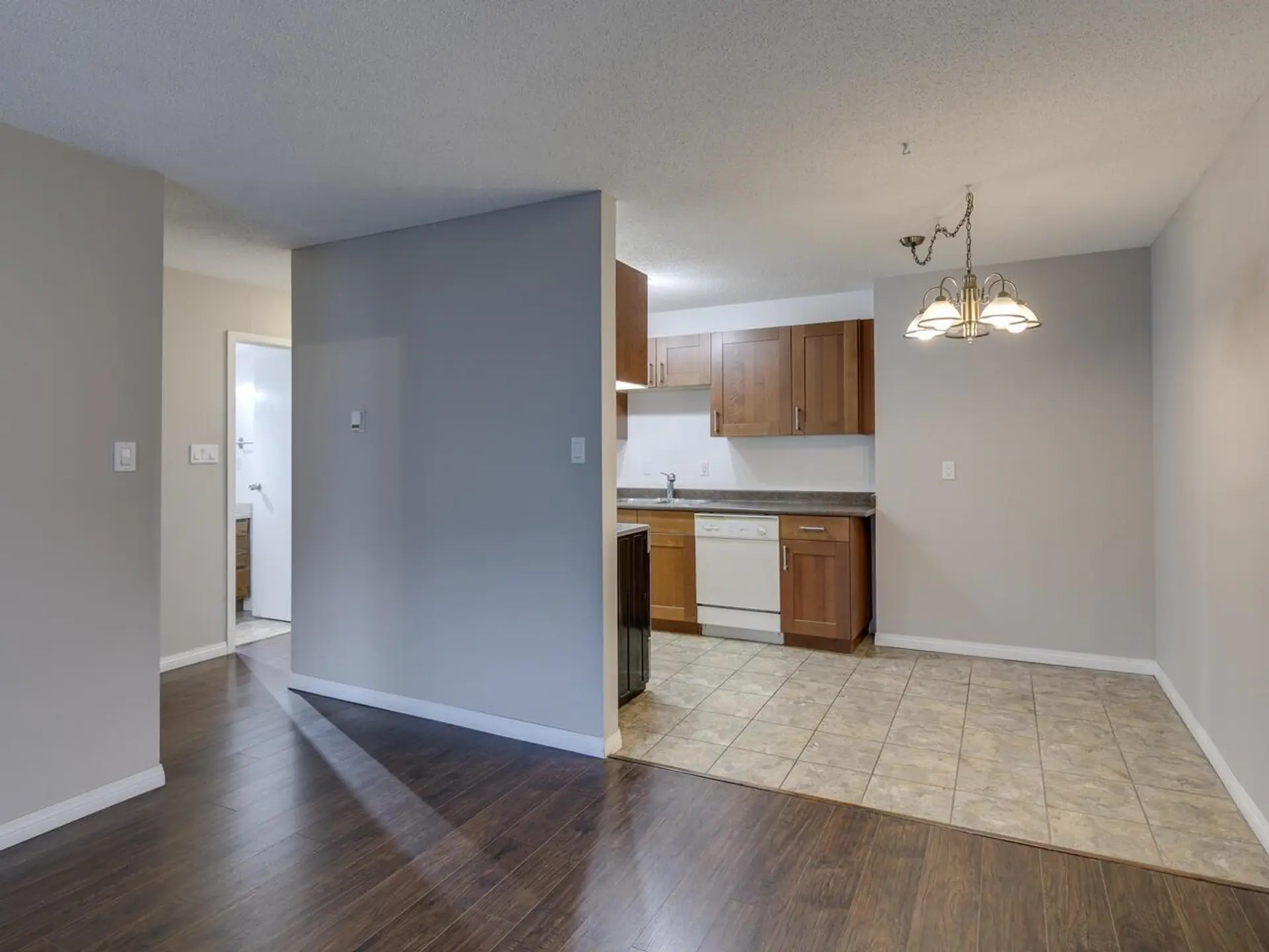 #208 275 W 2nd Street - Image 10