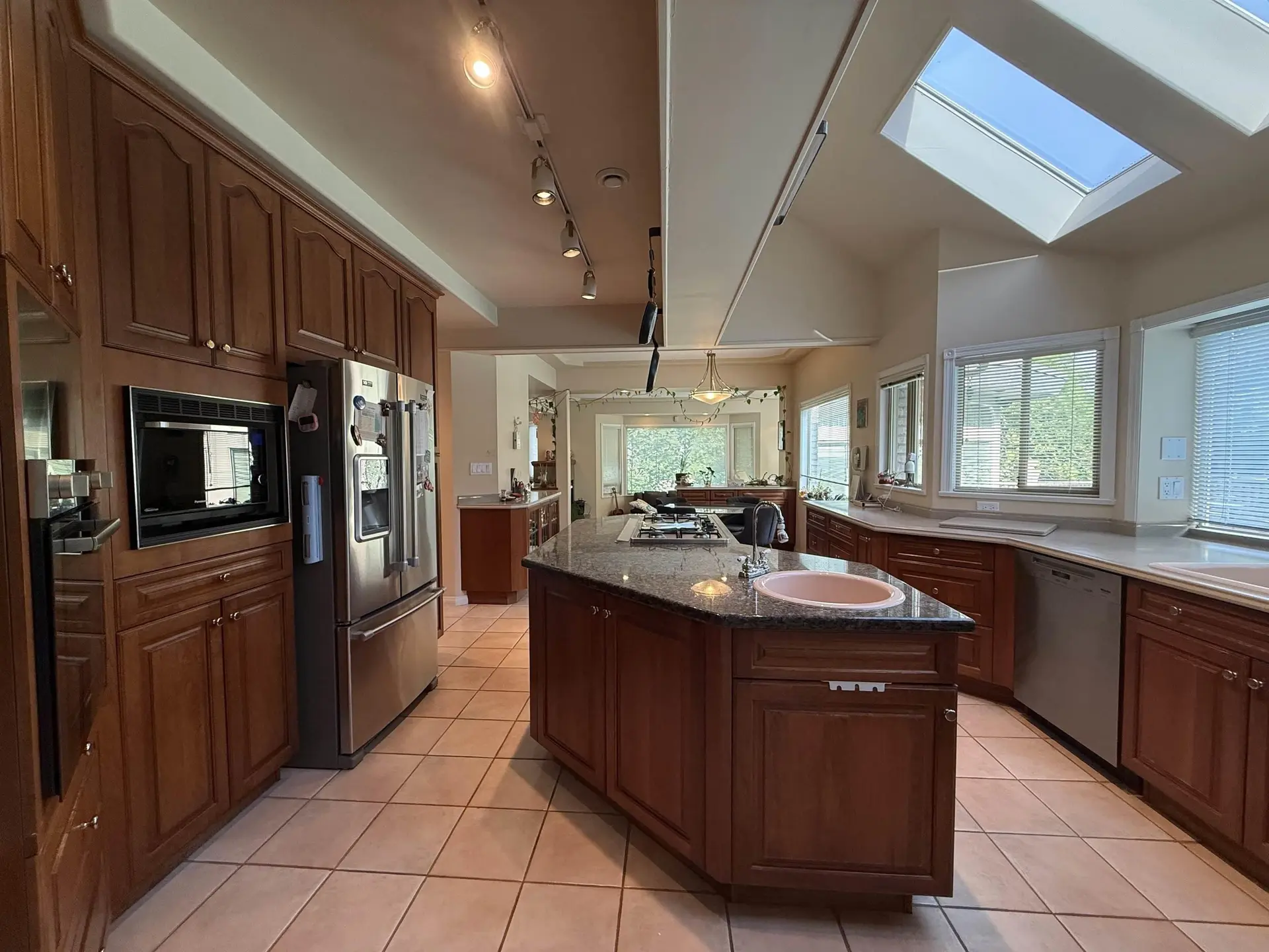 1136 Smith Avenue - Image 6