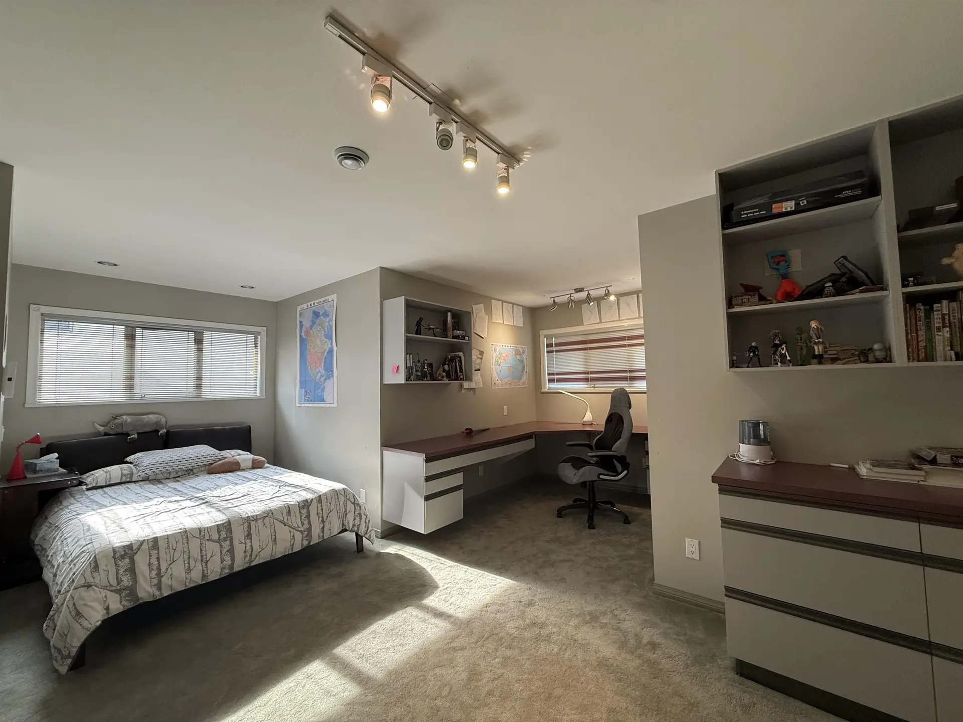 1136 Smith Avenue - Image 11