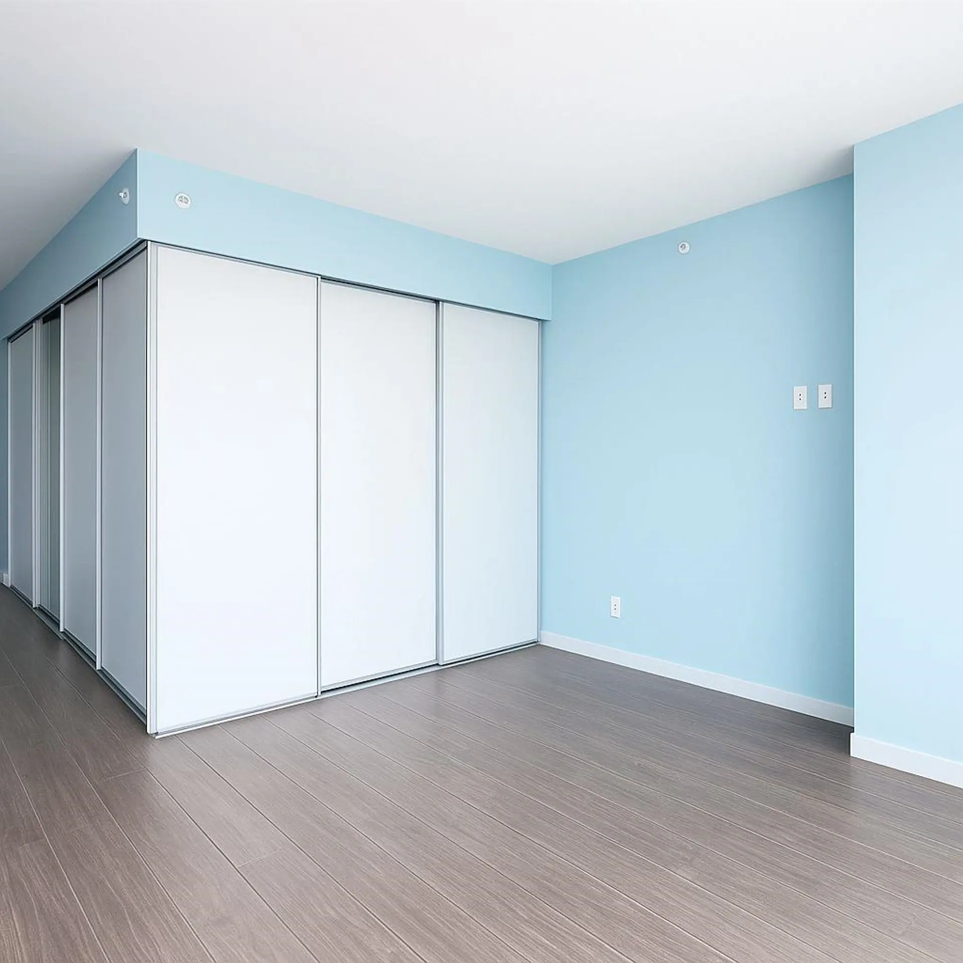 #606 13303 Central Avenue - Image 5