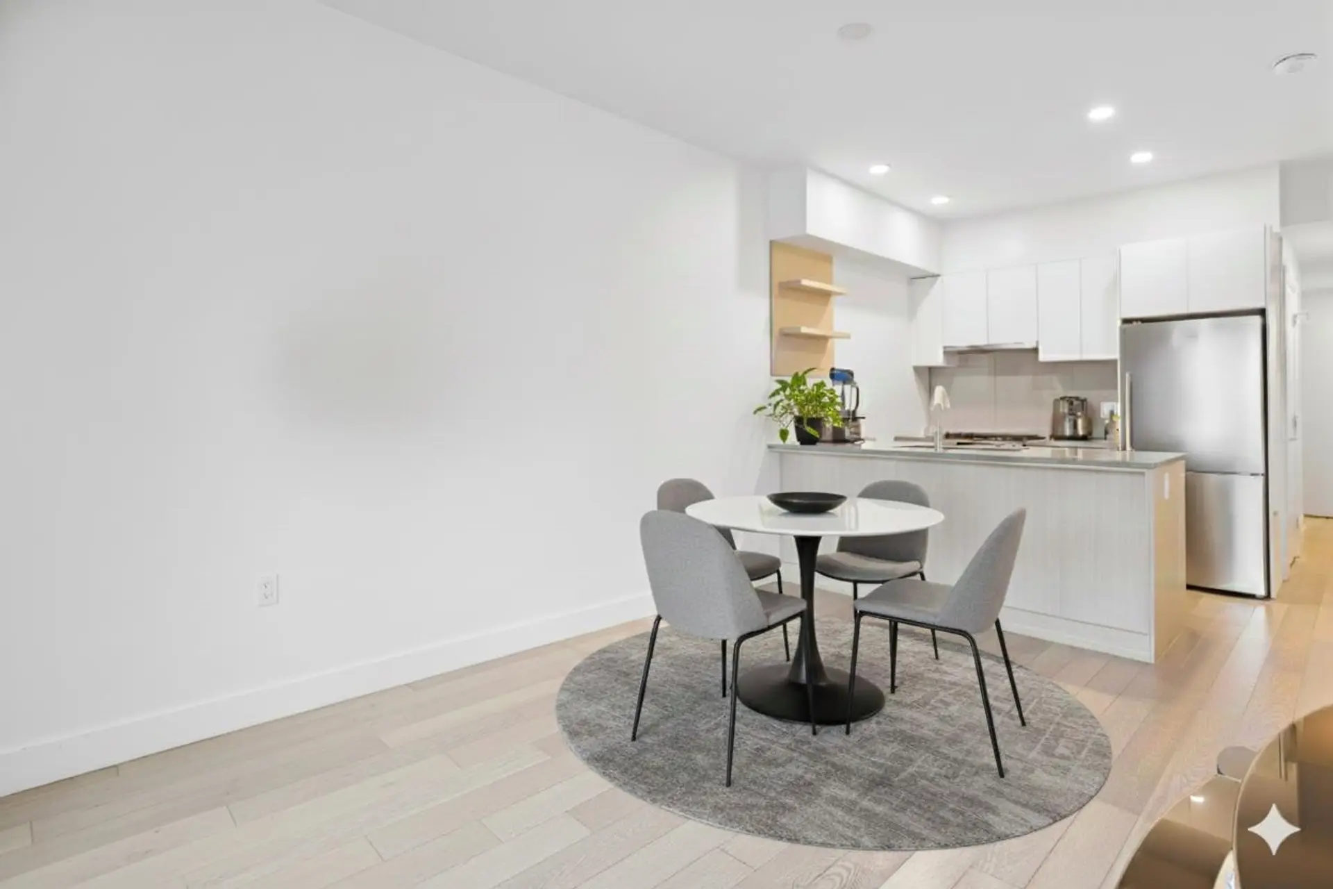 #407 2666 Duke Street - Image 3