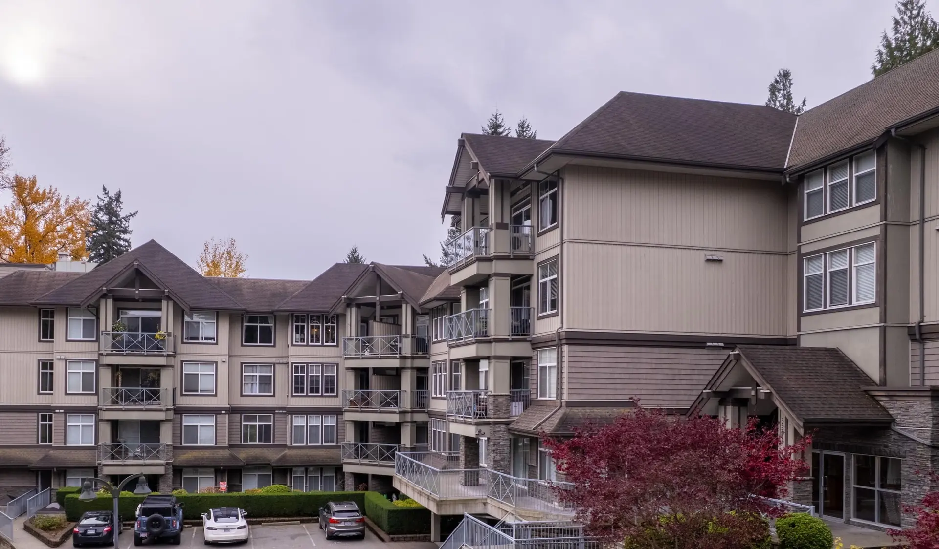 #306 33318 Bourquin Crescent - Image 6