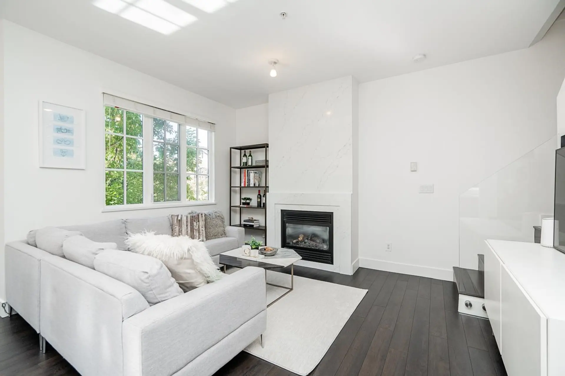2606 Quebec Street - Image 2