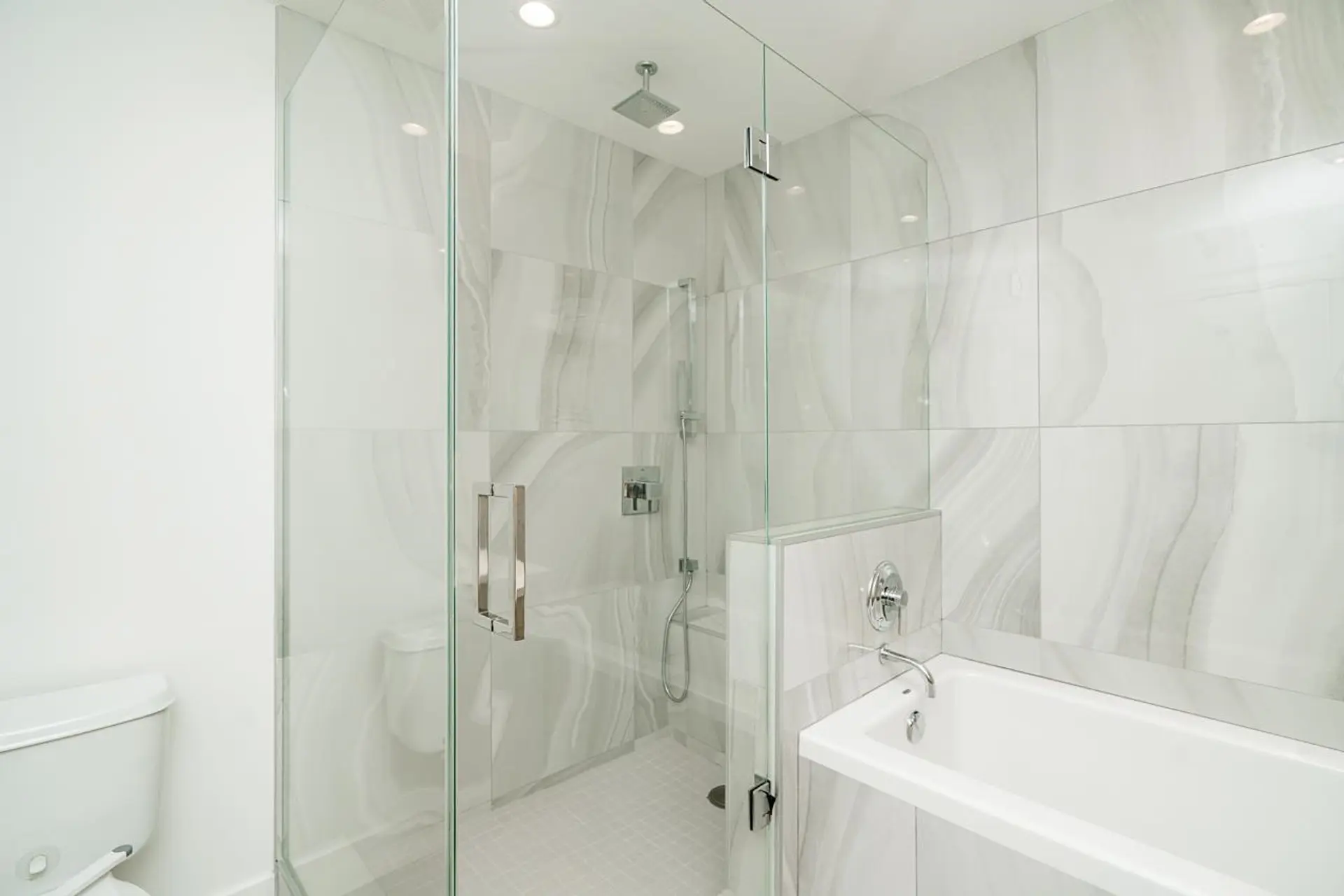 2606 Quebec Street - Image 11