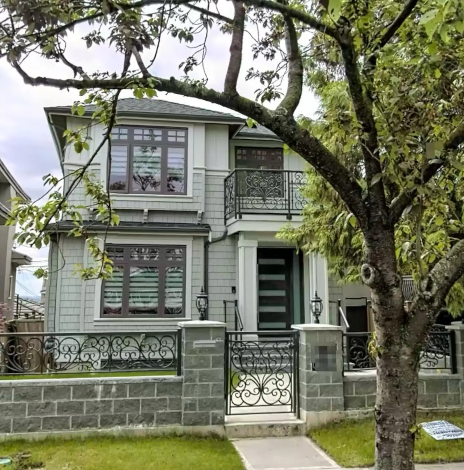 Property at 1176 E 60th Avenue, Vancouver, BC