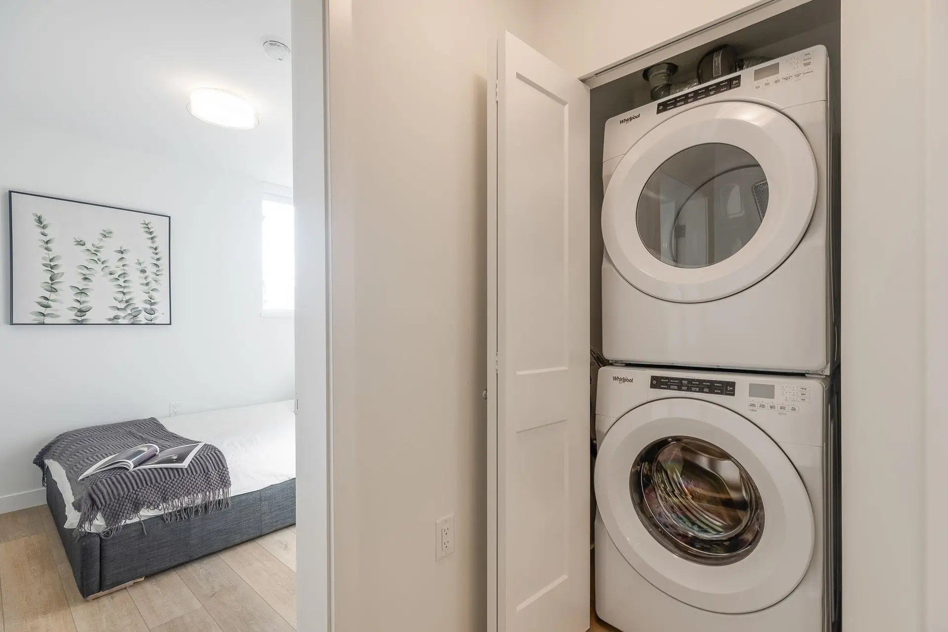 #303 4933 Clarendon Street - Image 9