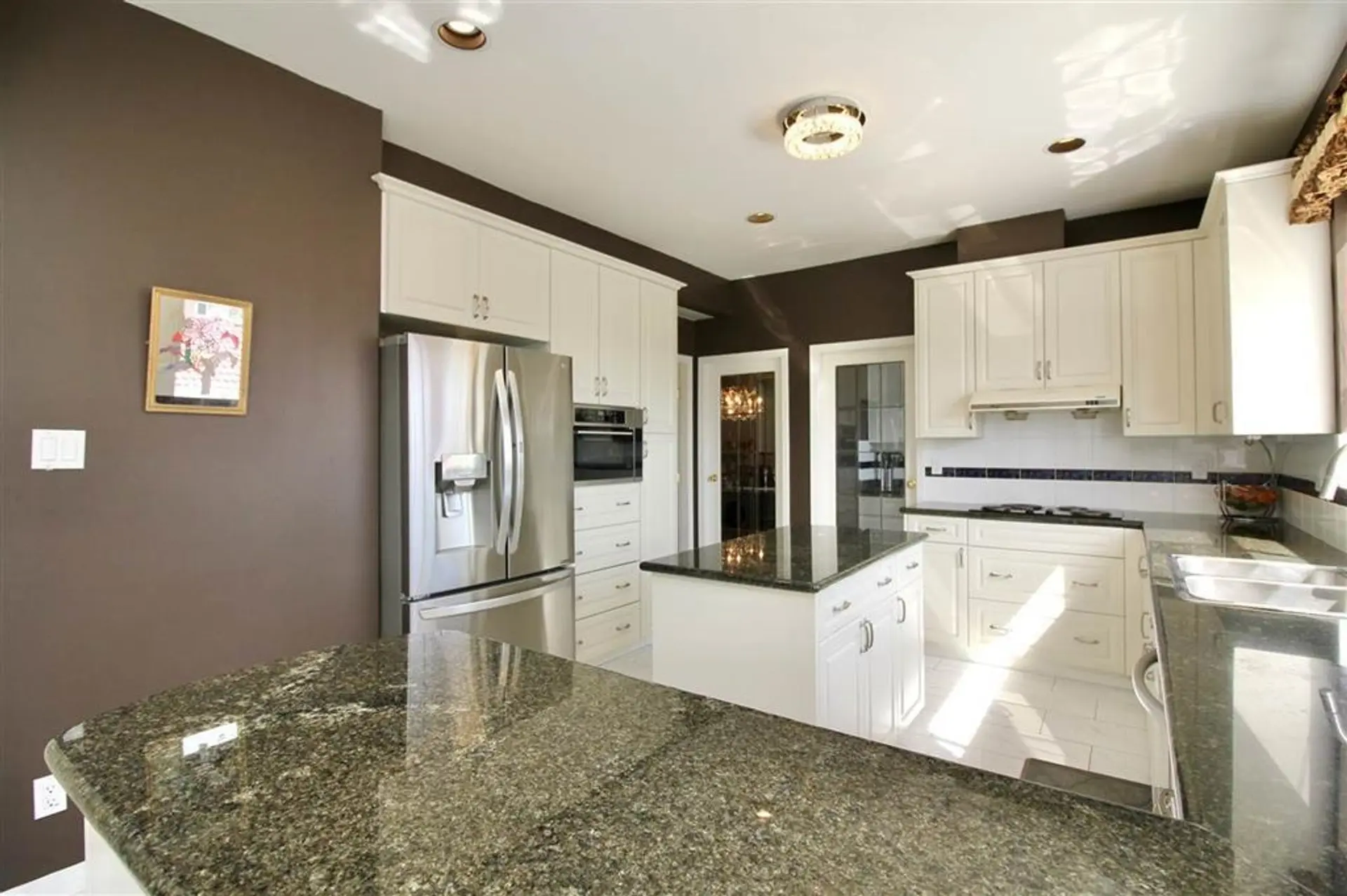6628 Kitchener Street - Image 6