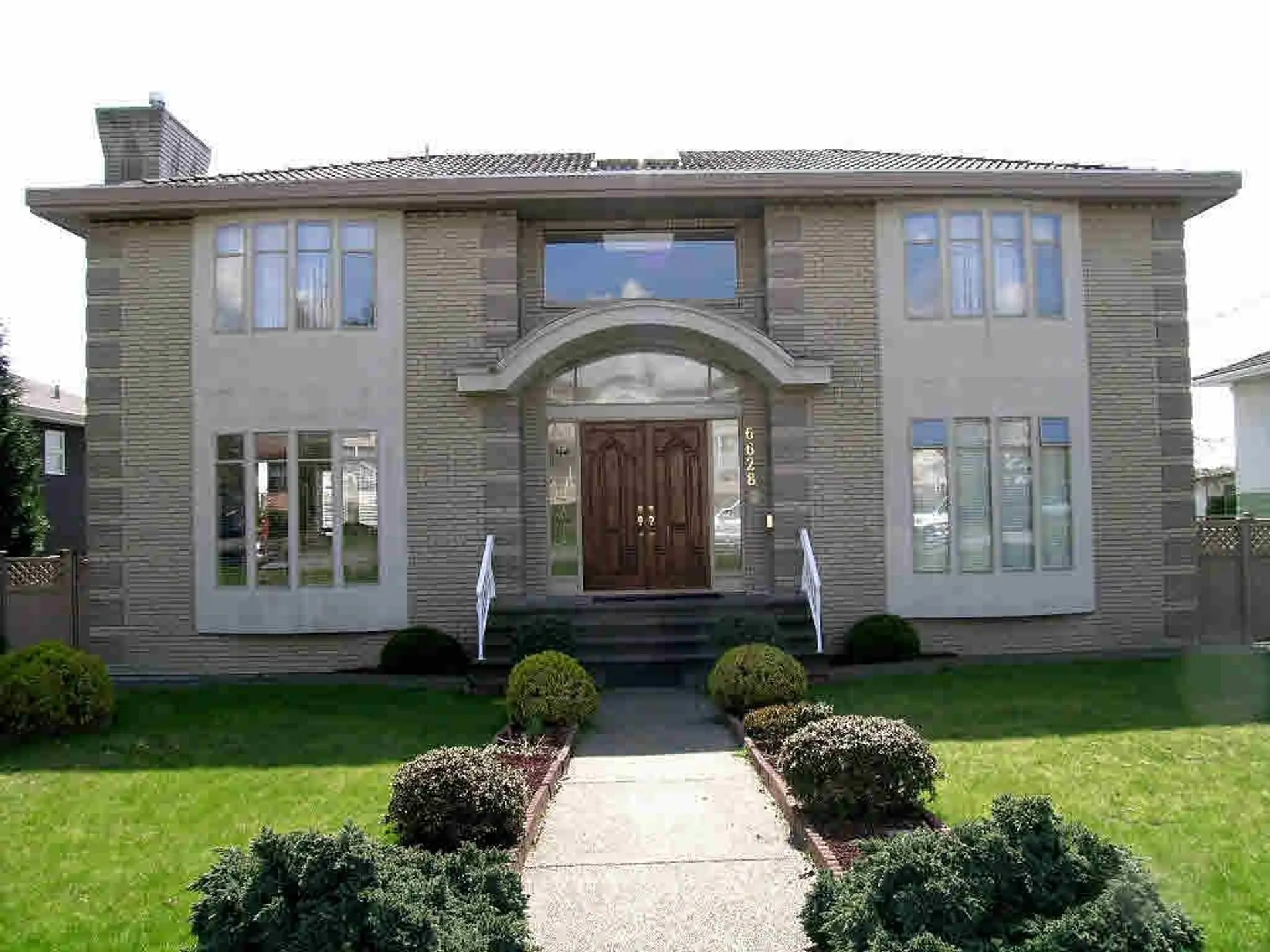 6628 Kitchener Street - Image 1
