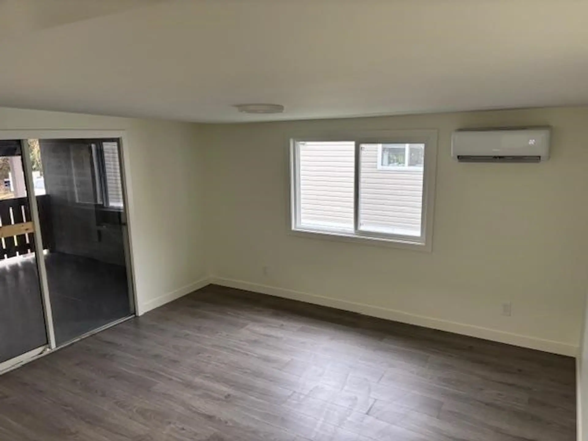 #21 23387 70a Avenue - Image 14