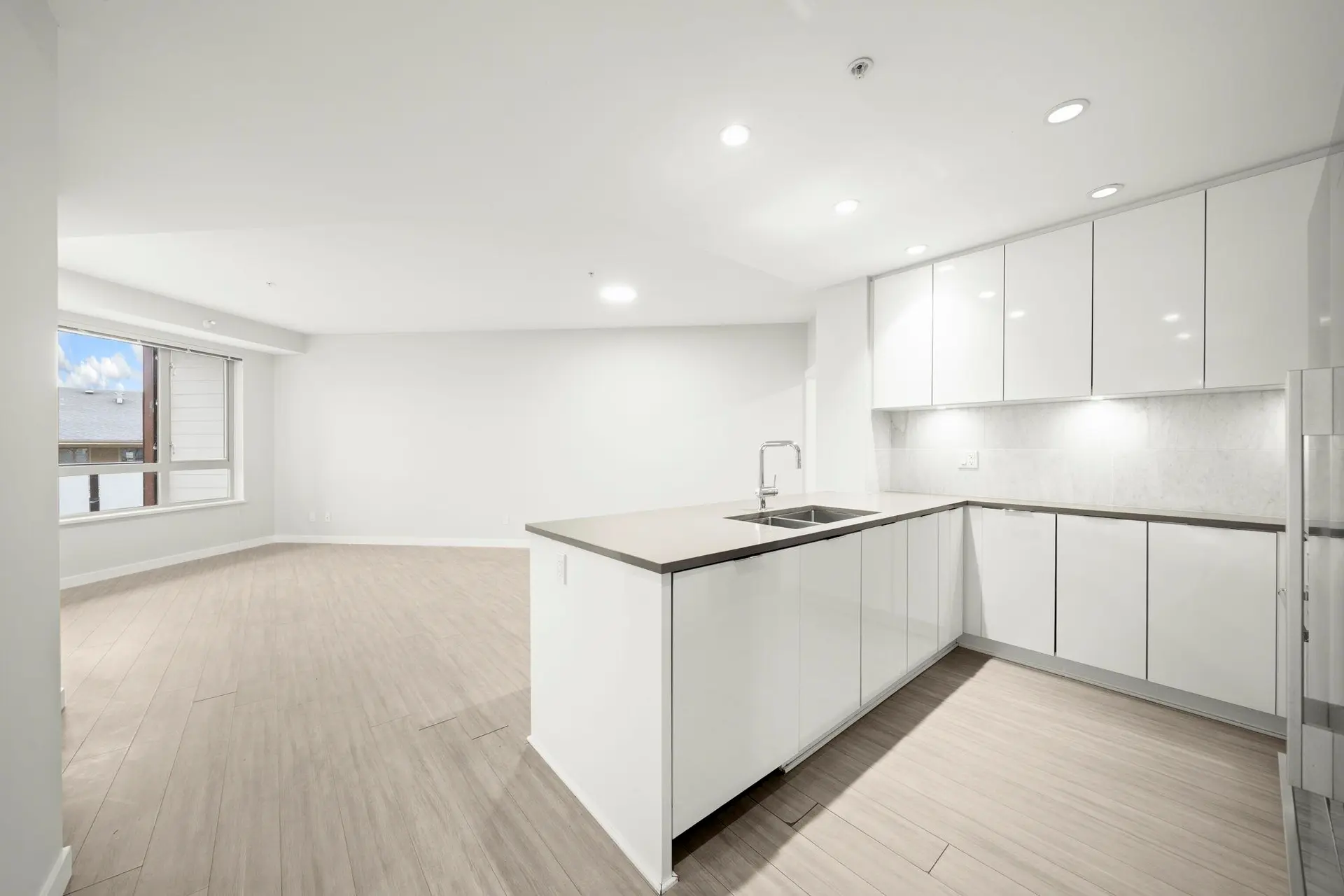 #301 2632 Library Lane - Image 4