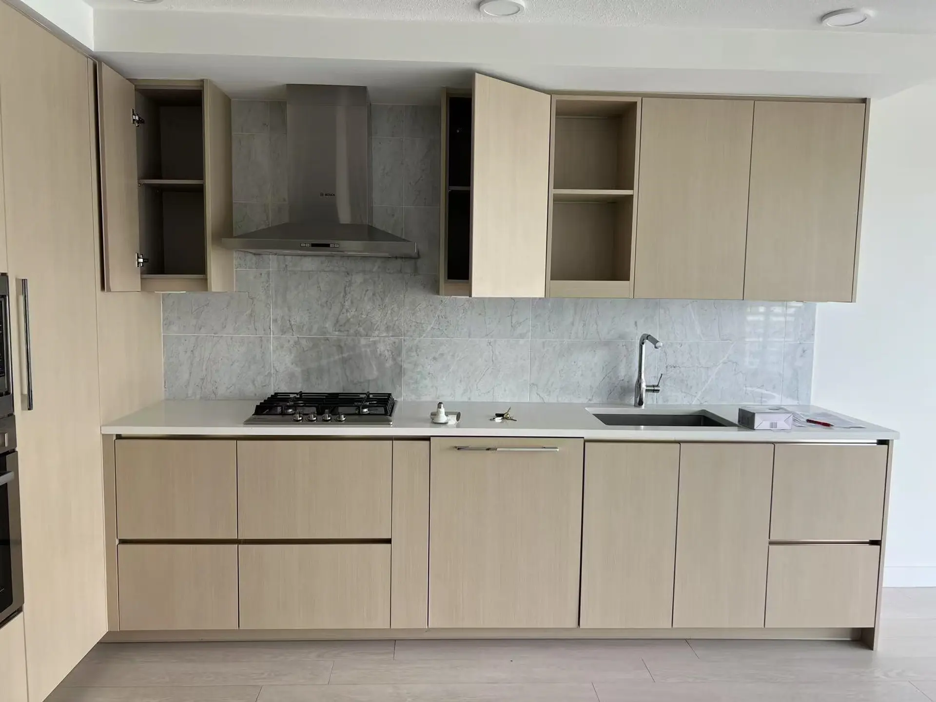 Property at #1606 8800 HAZELBRIDGE WAY, Richmond, BC