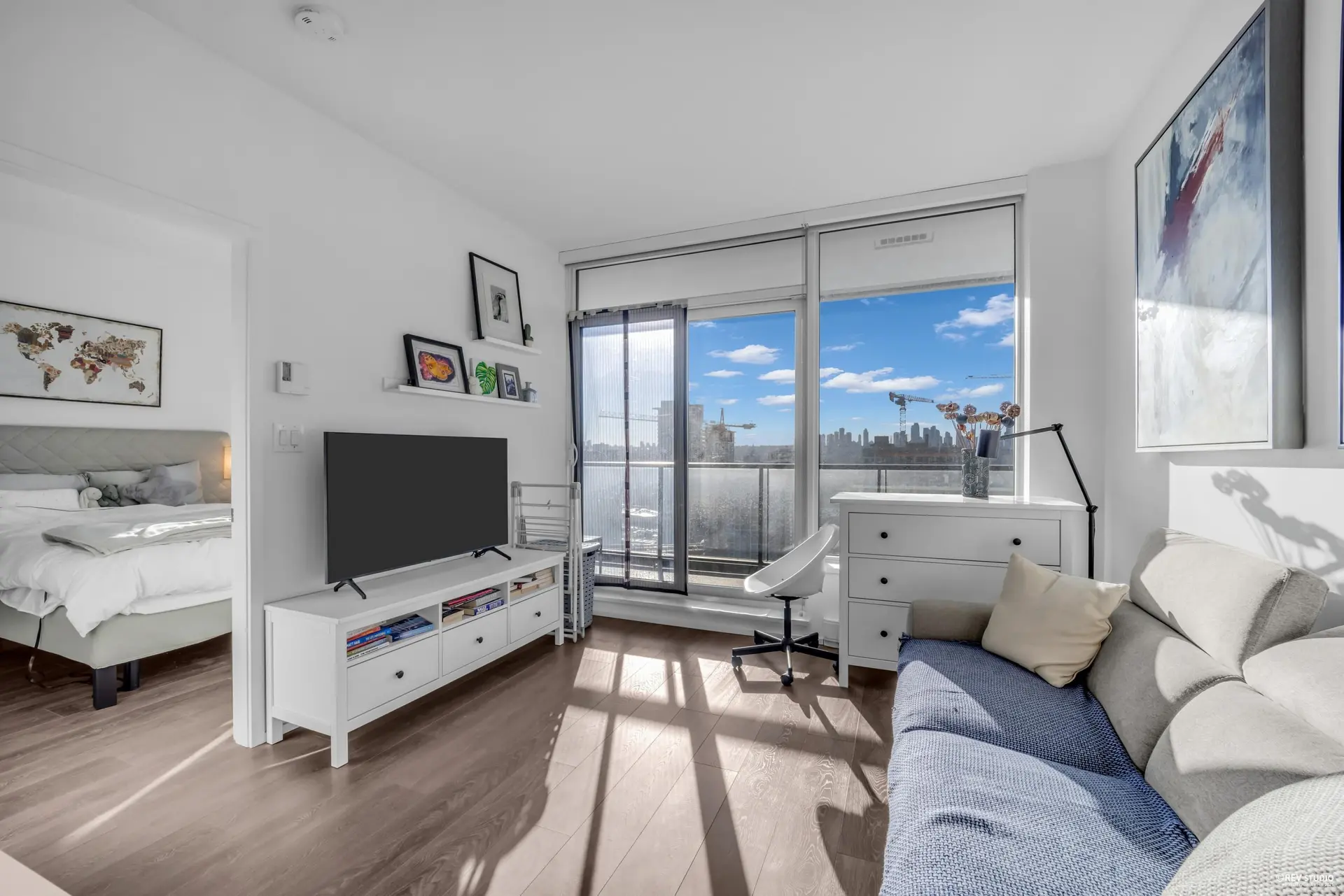 #1905 1955 Alpha Way - Image 9