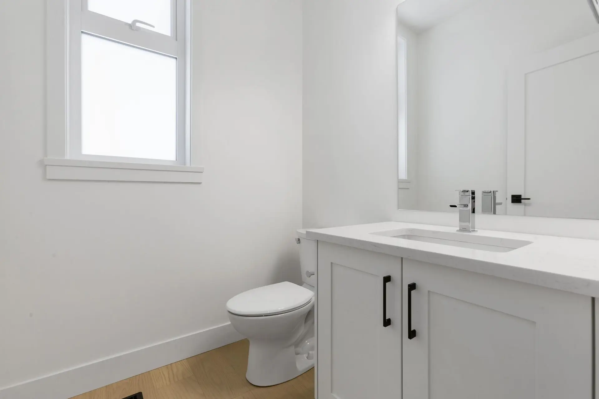 20333 77a Street - Image 5