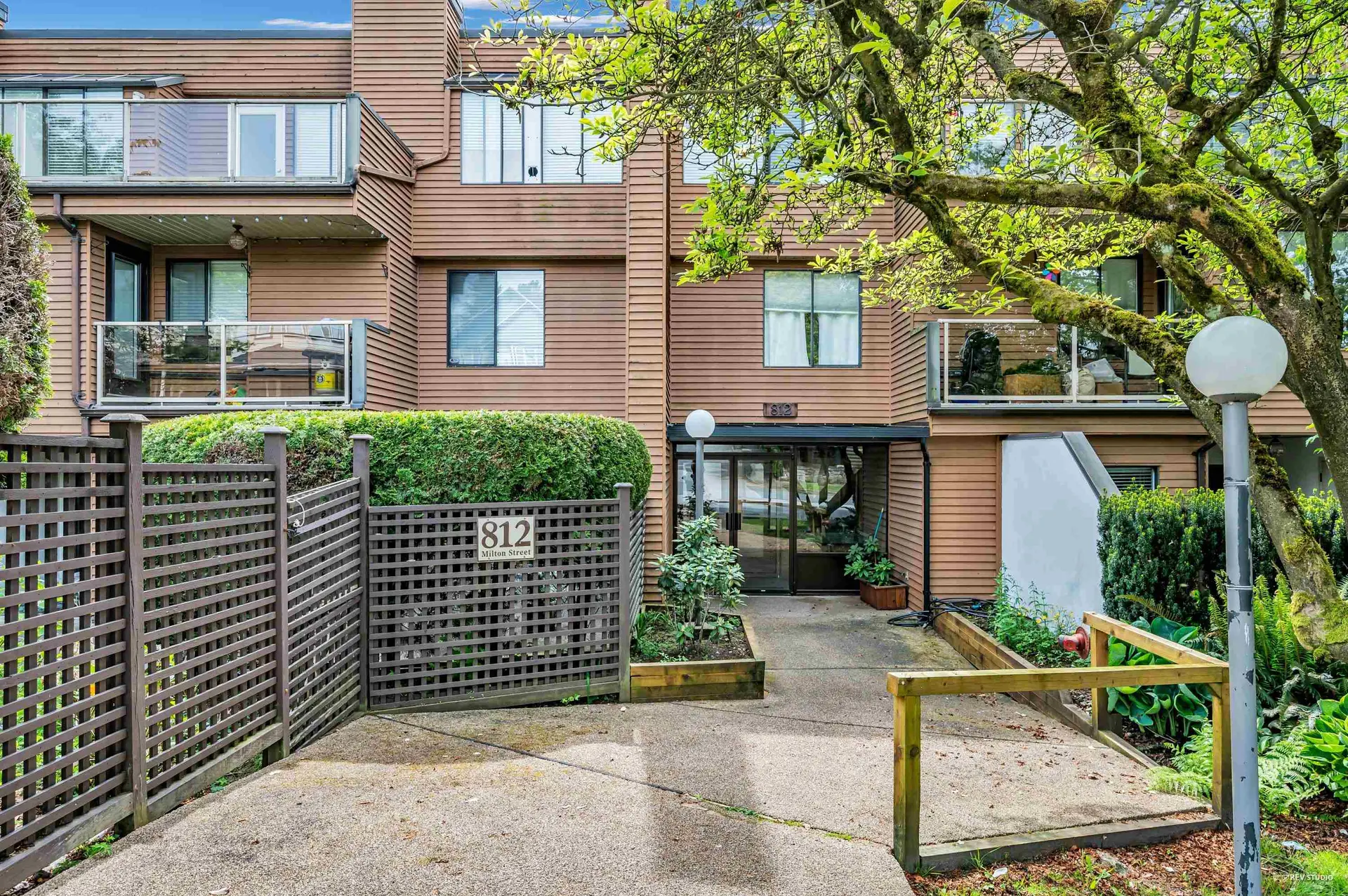 Property at #108 812 MILTON STREET, New Westminster, BC