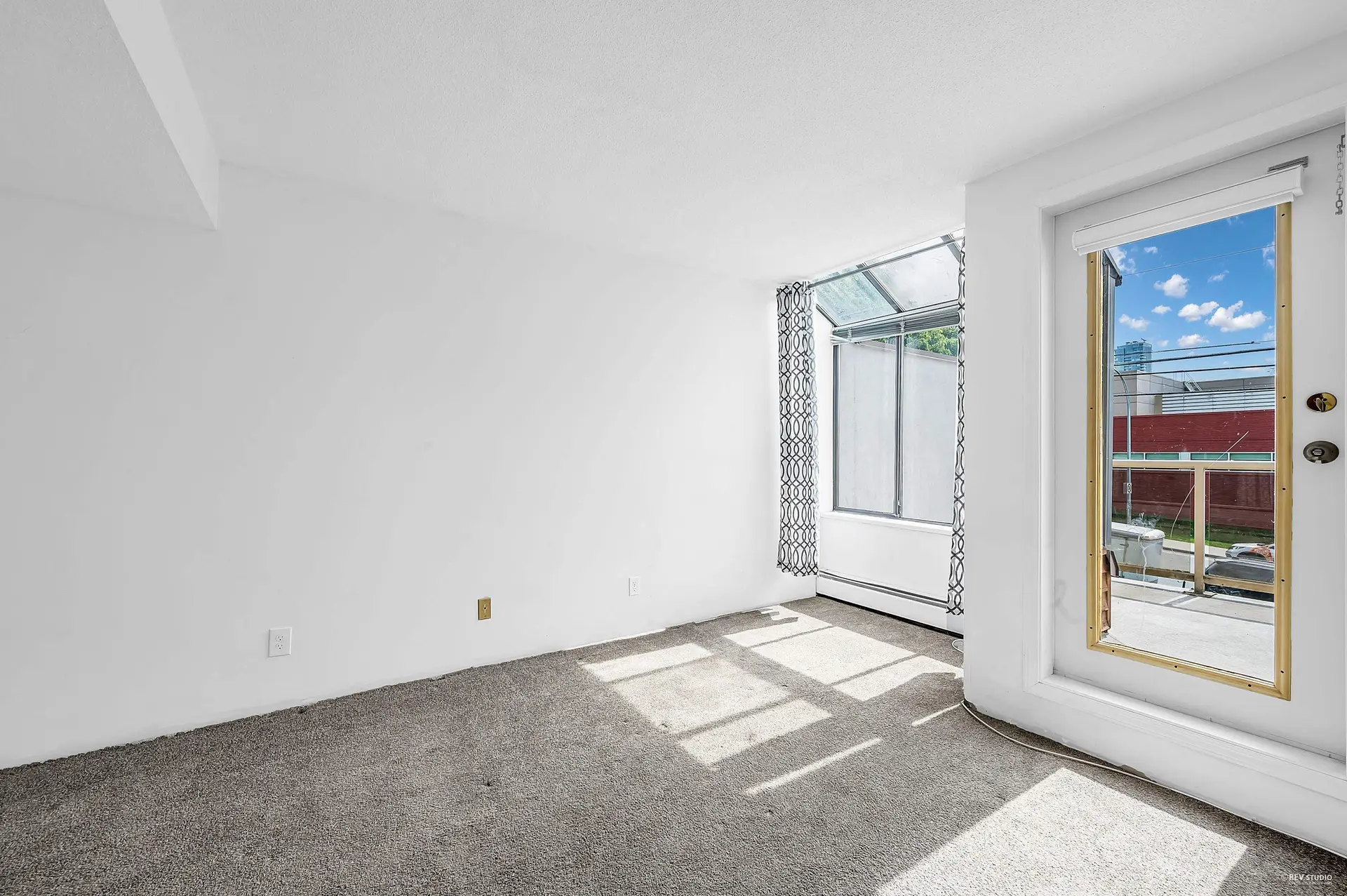 Property at #108 812 MILTON STREET, New Westminster, BC