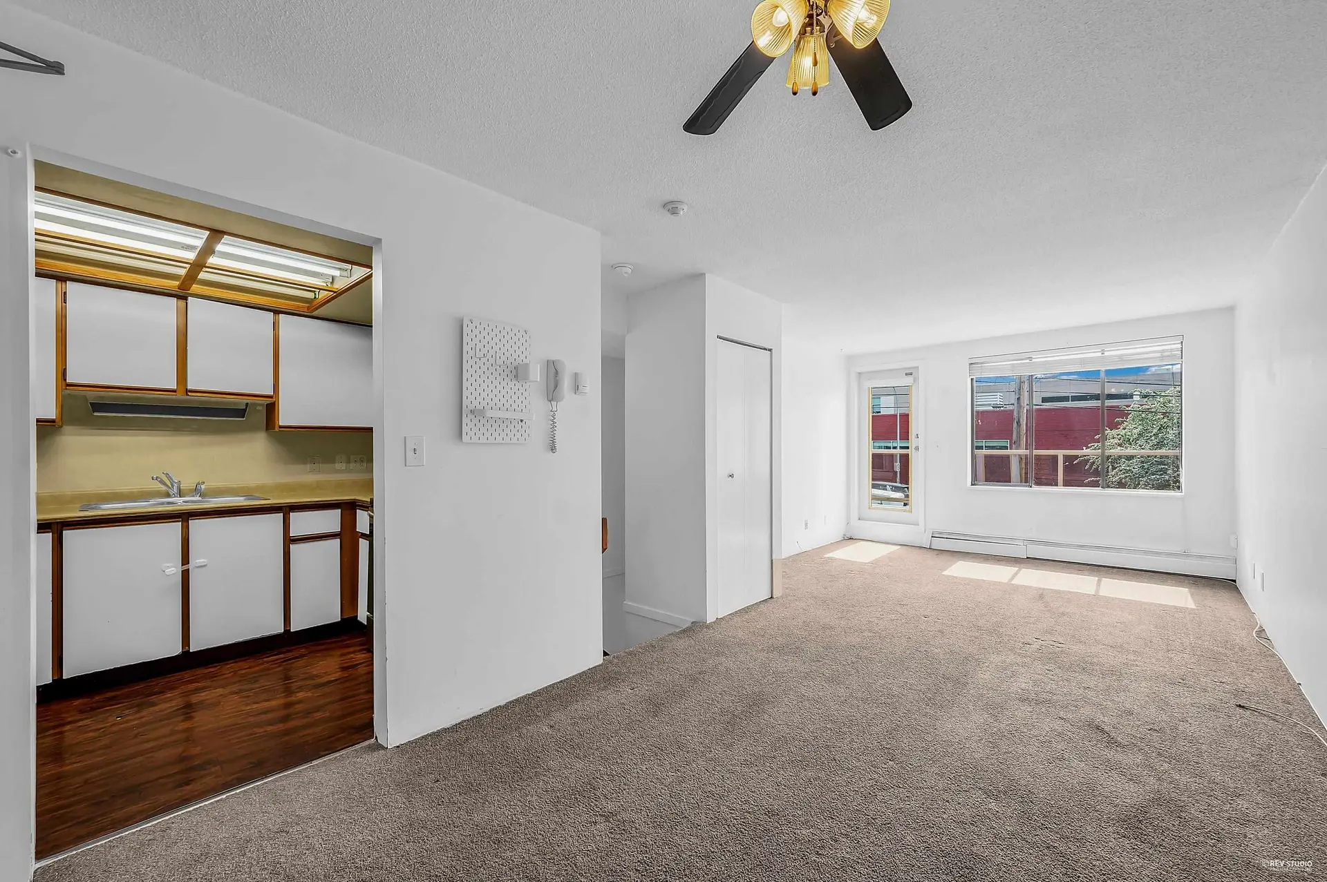 Property at #108 812 MILTON STREET, New Westminster, BC