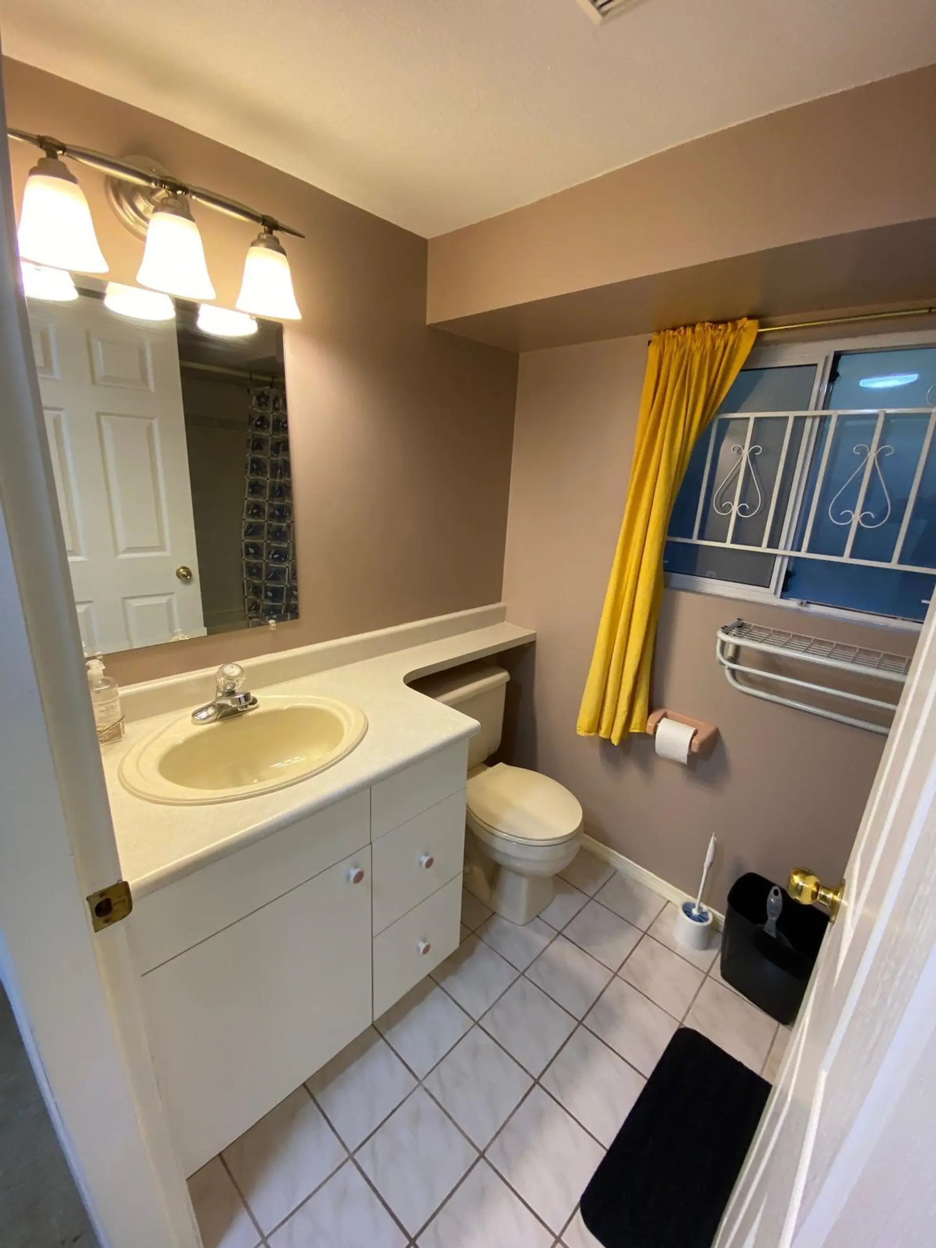 Property at 1326 WINDERMERE STREET, Vancouver, BC