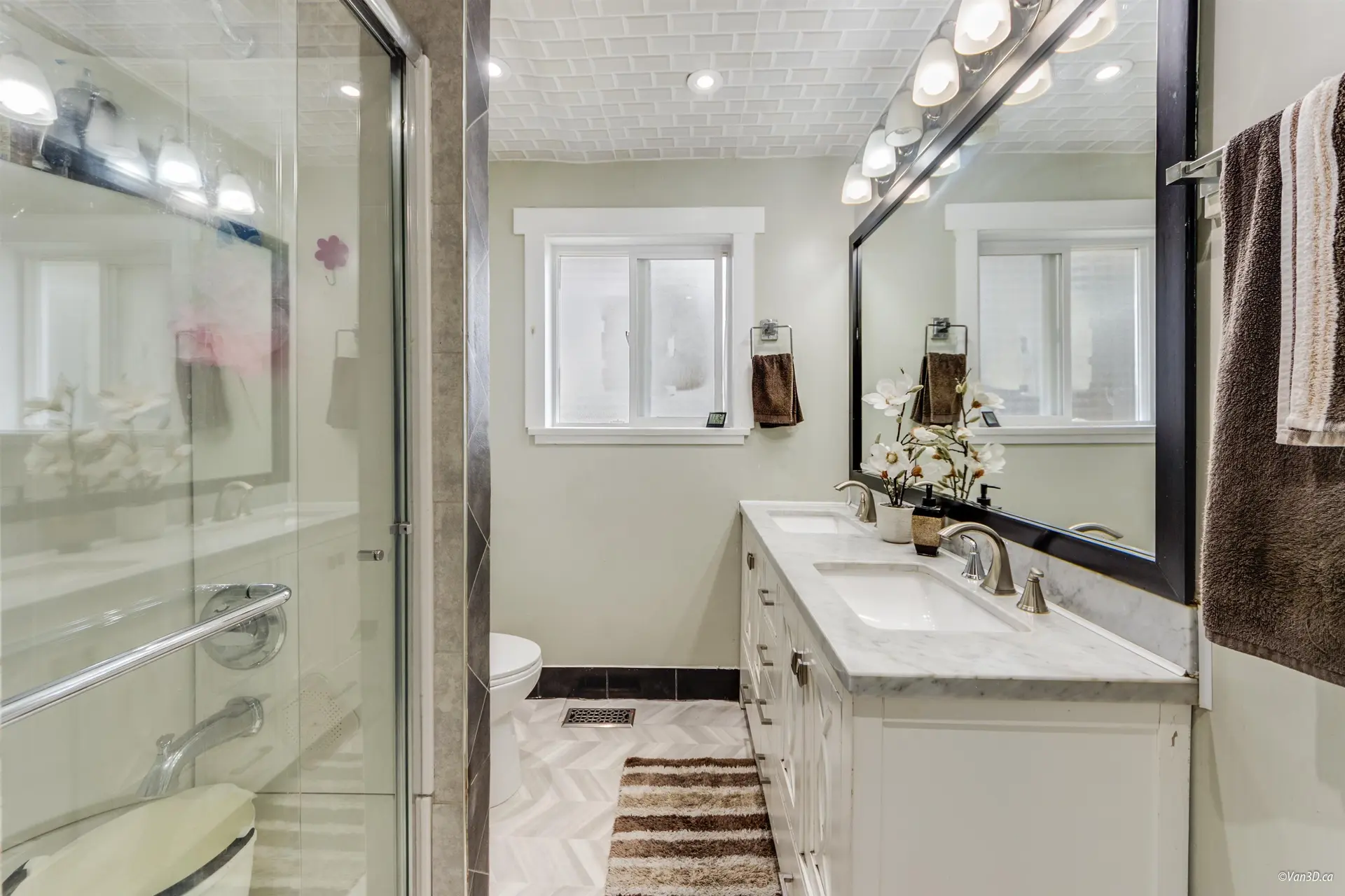 Property at 13553 84 AVENUE, Surrey, BC