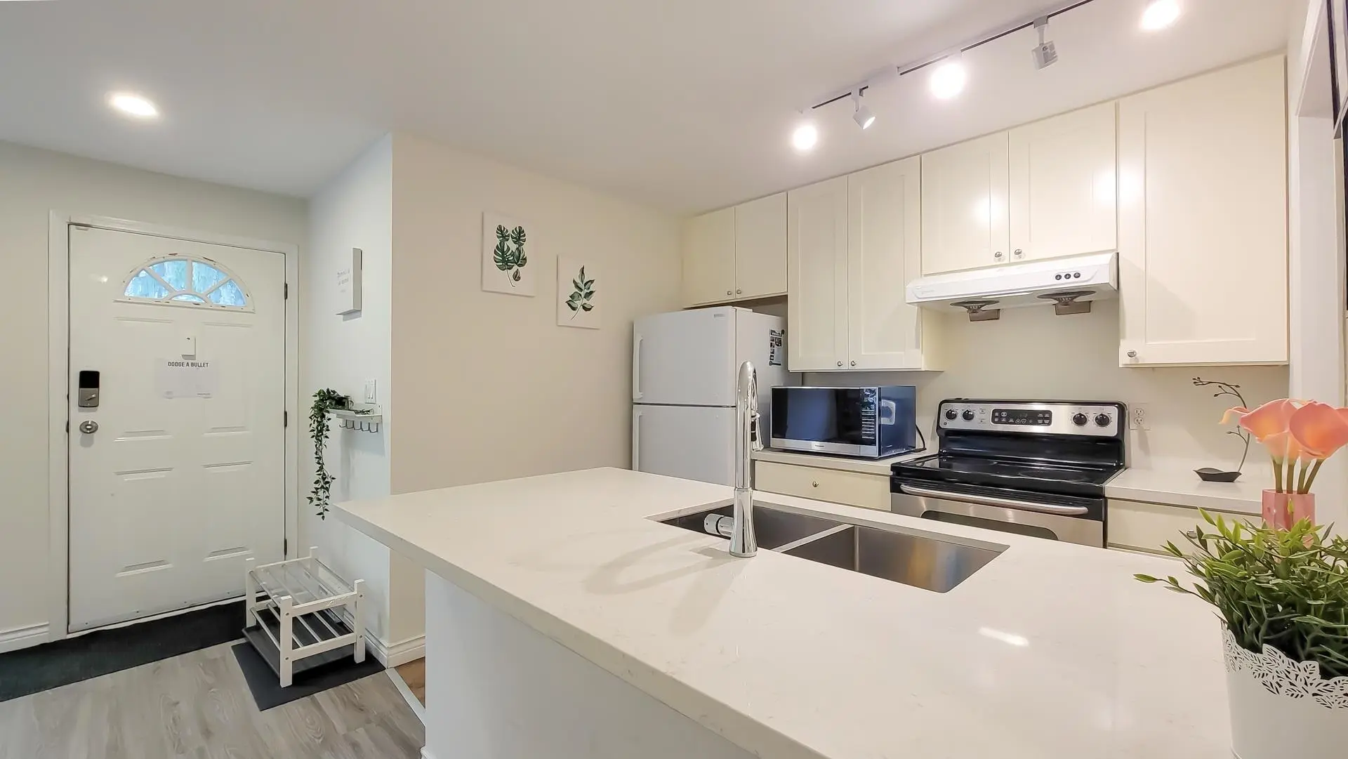 Property at #1103 1750 MCKENZIE ROAD, Abbotsford, BC