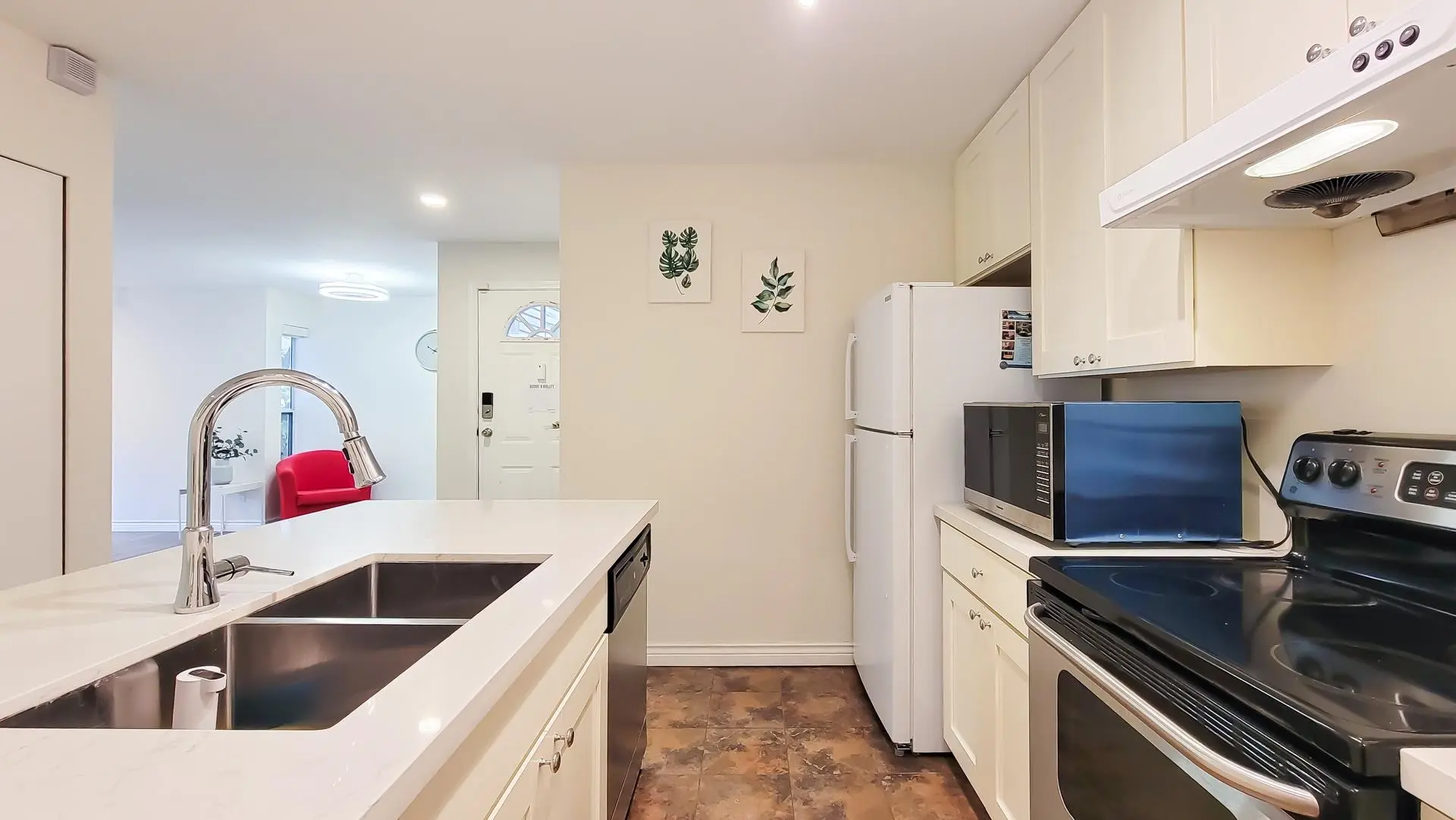 Property at #1103 1750 MCKENZIE ROAD, Abbotsford, BC