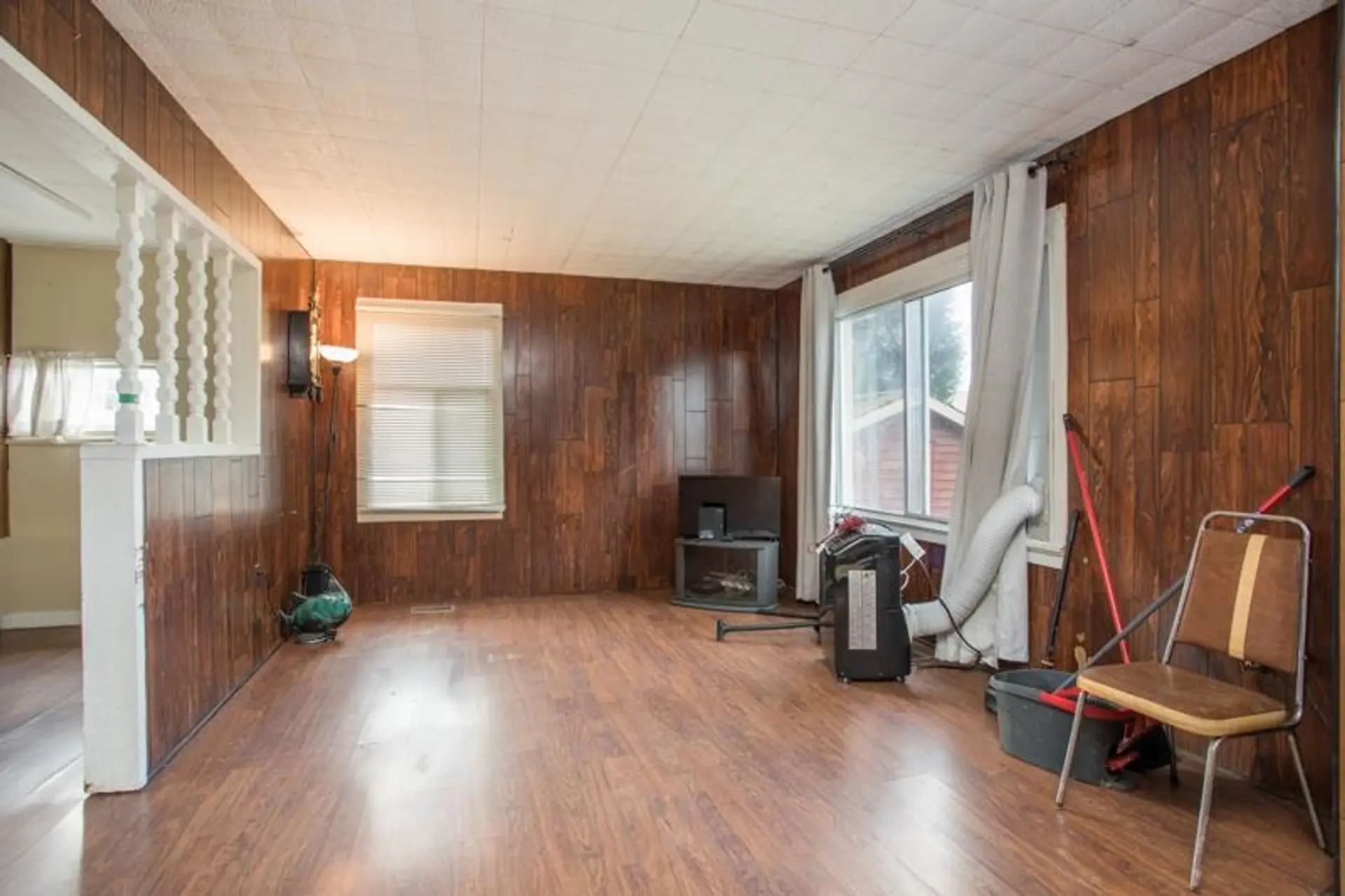 1700 Wellington Crescent - Image 4