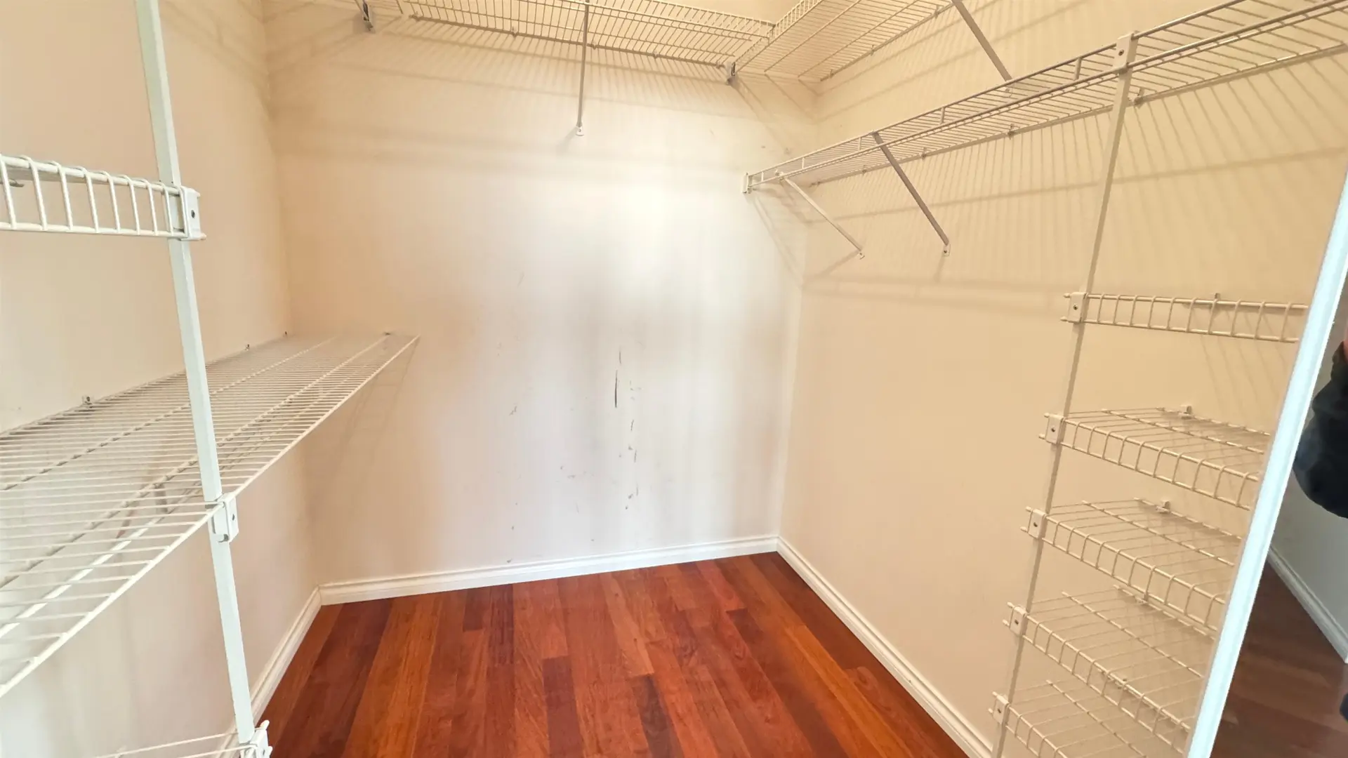 #903 4830 Bennett Street - Image 3