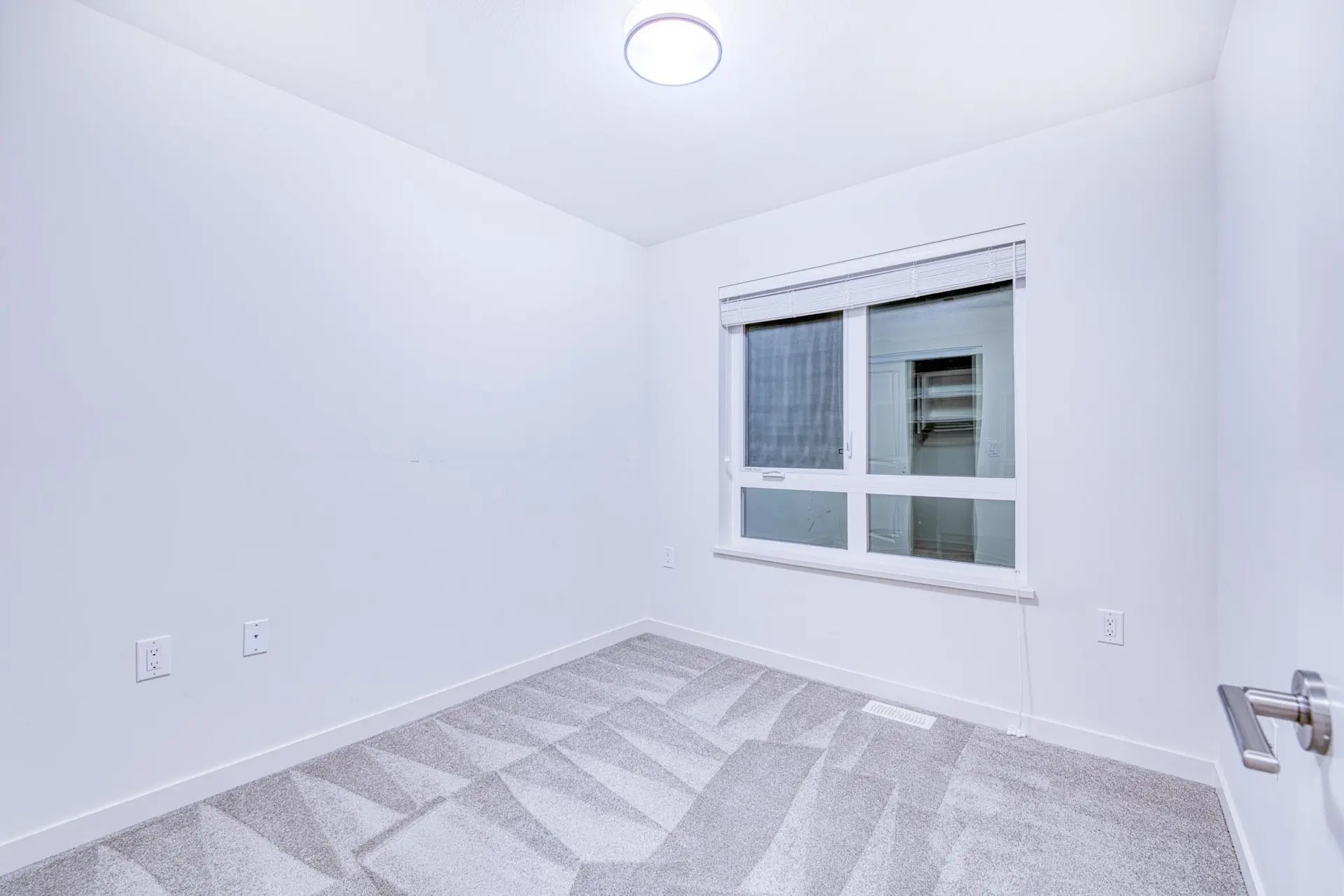 #42 10311 River Drive - Image 12