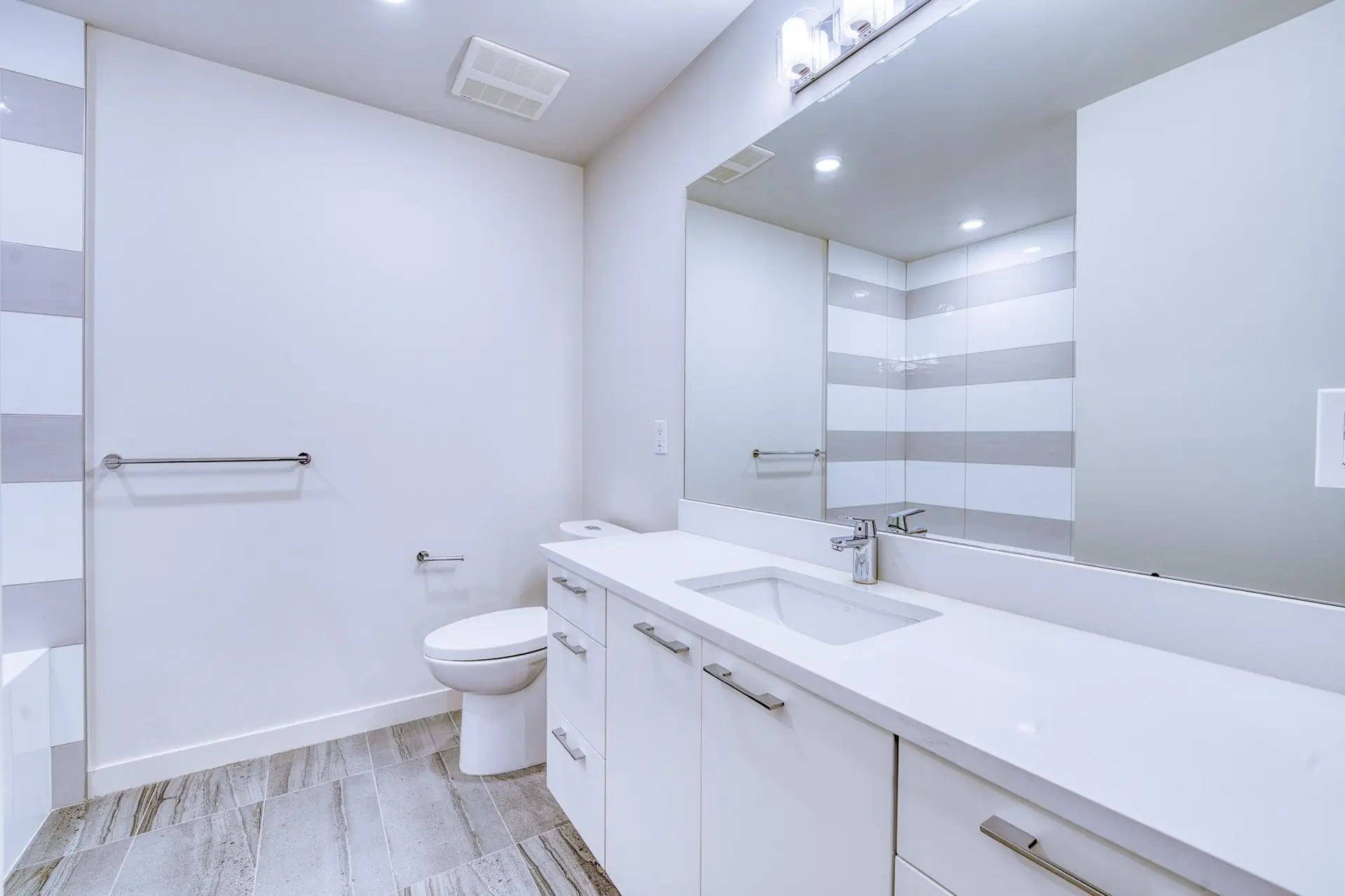 #42 10311 River Drive - Image 14