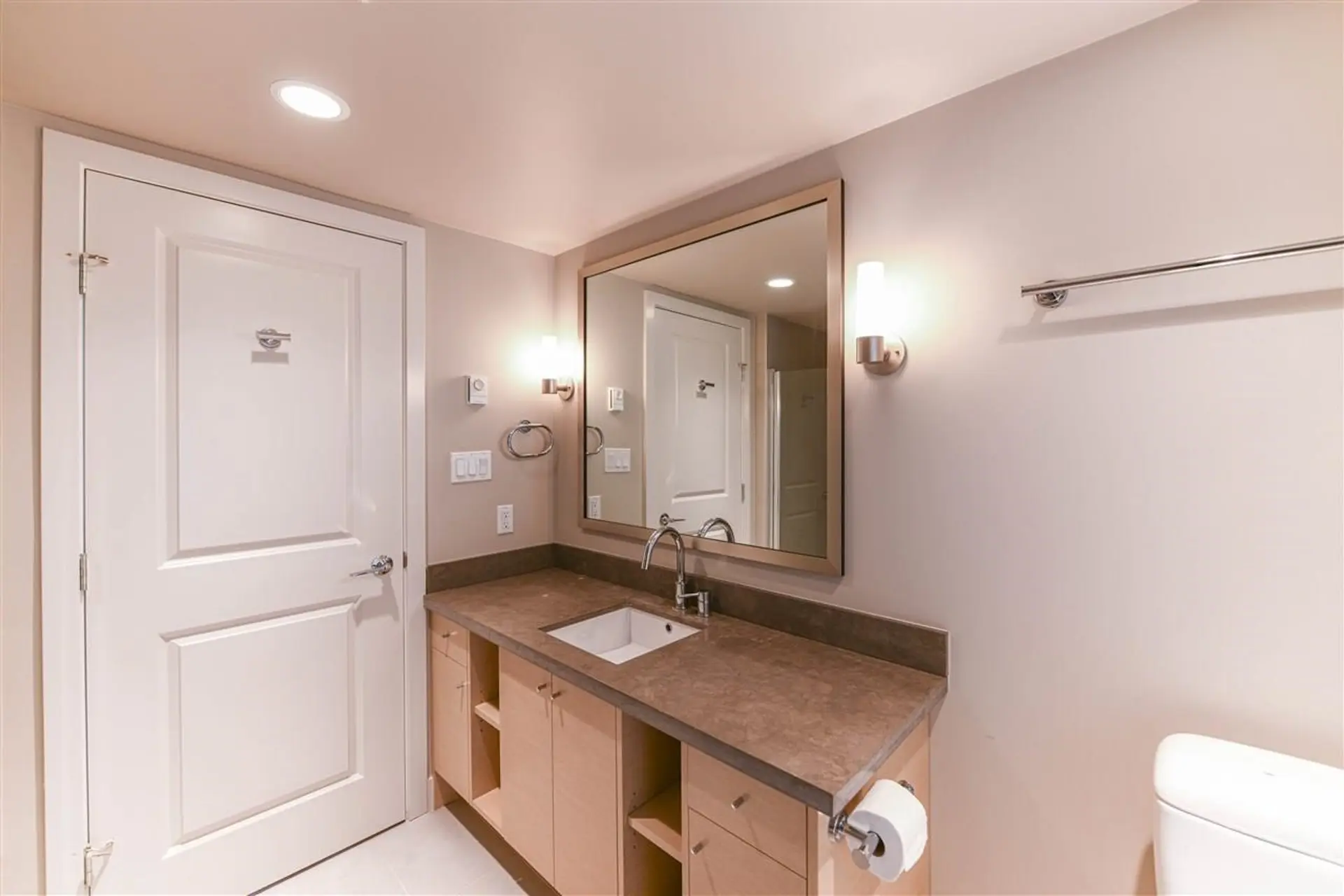 Property at #TH5 6333 KATSURA STREET, Richmond, BC