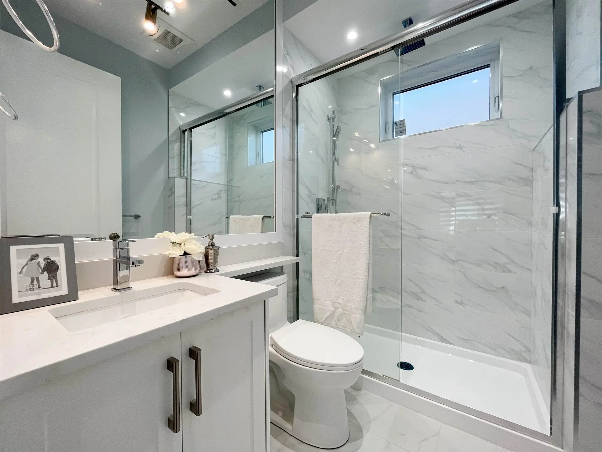 Property at 3275 E 20TH AVENUE, Vancouver, BC