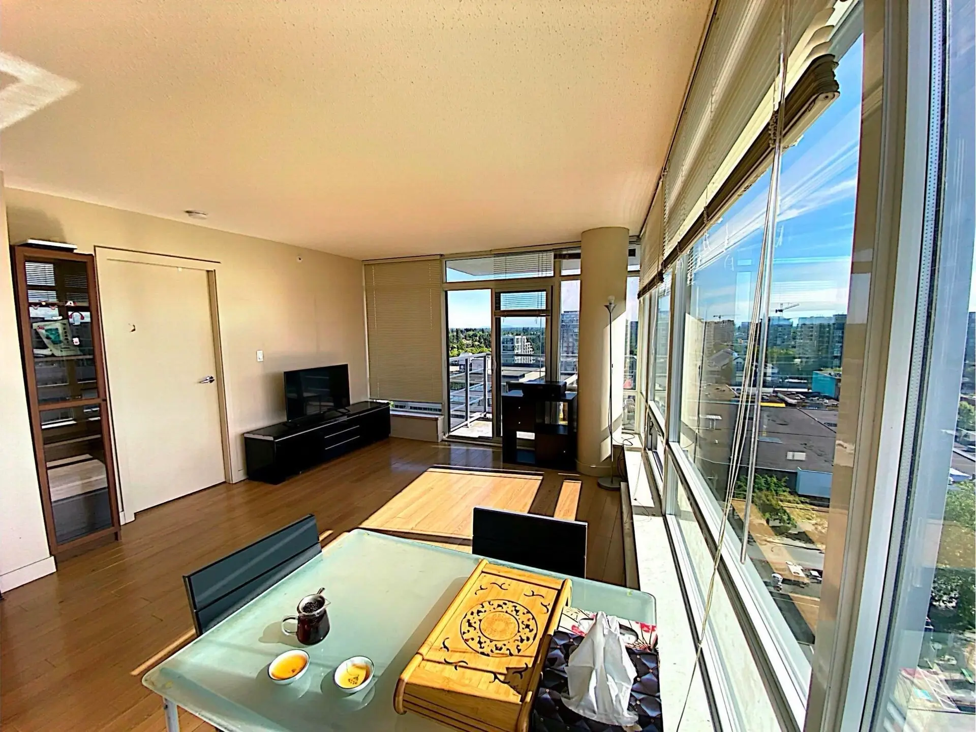 Property at #1605 8288 LANSDOWNE ROAD, Richmond, BC