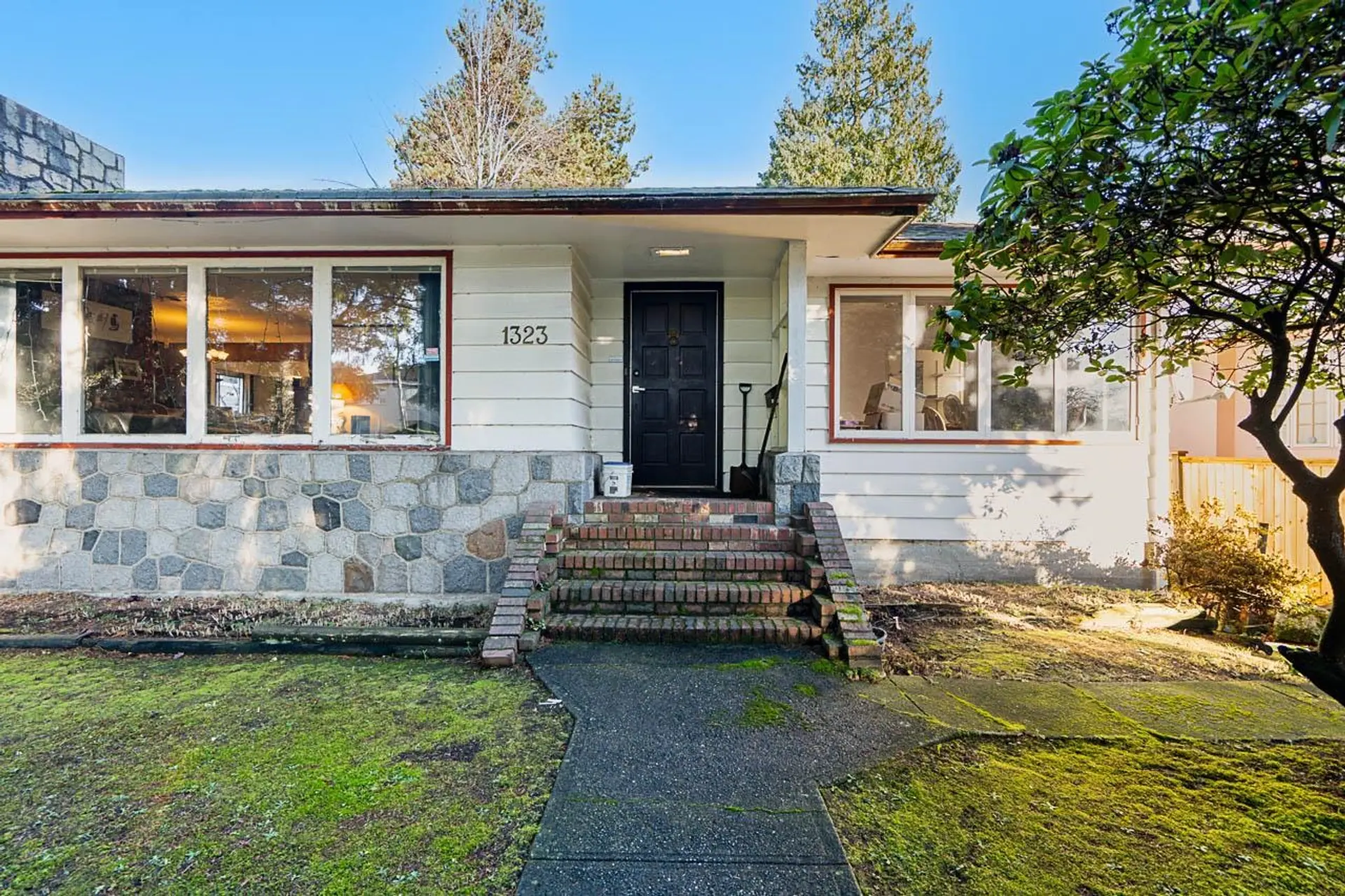 Property at 1323 W 49TH AVENUE, Vancouver, BC