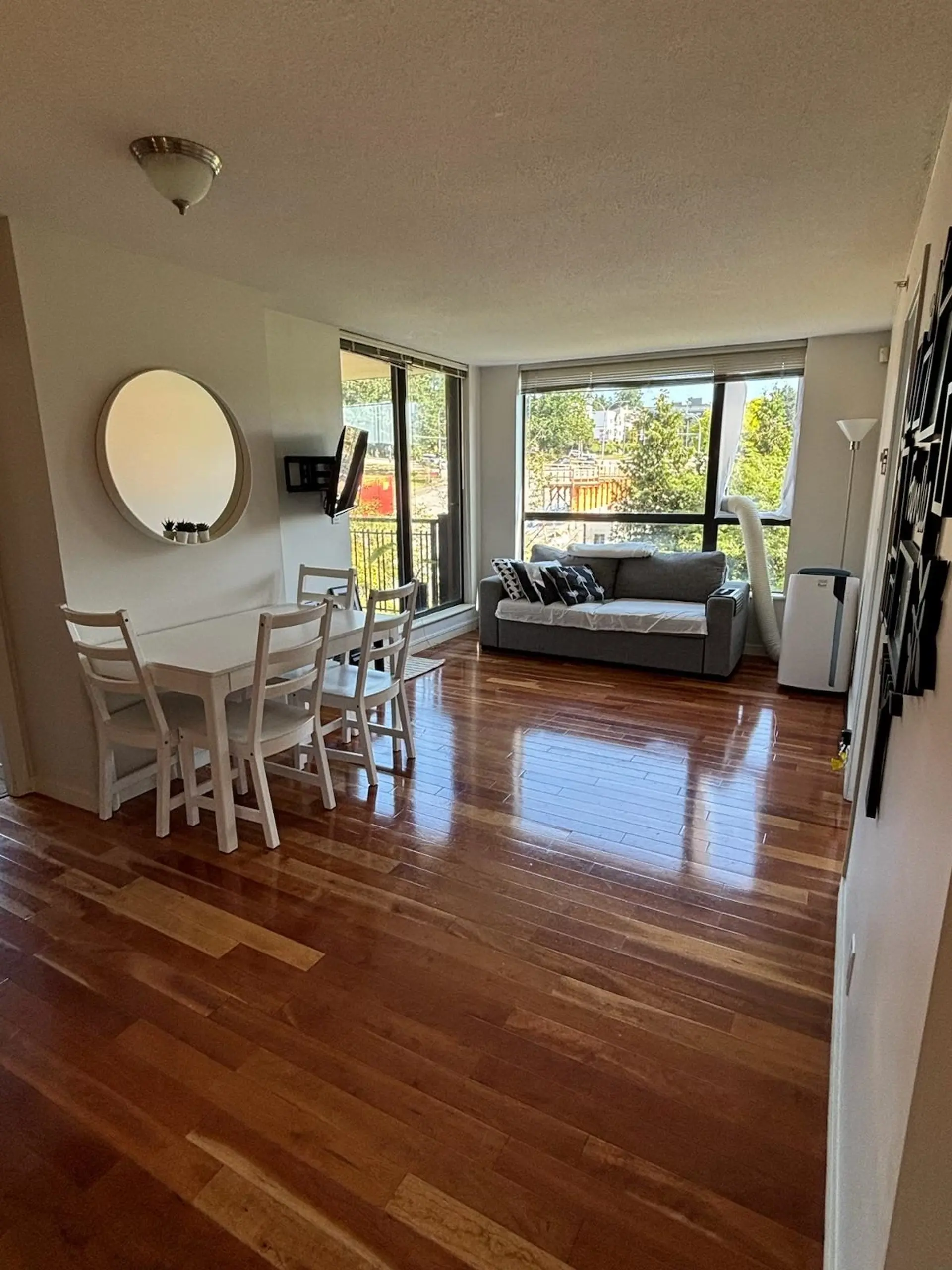 #307 814 Royal Avenue - Image 2
