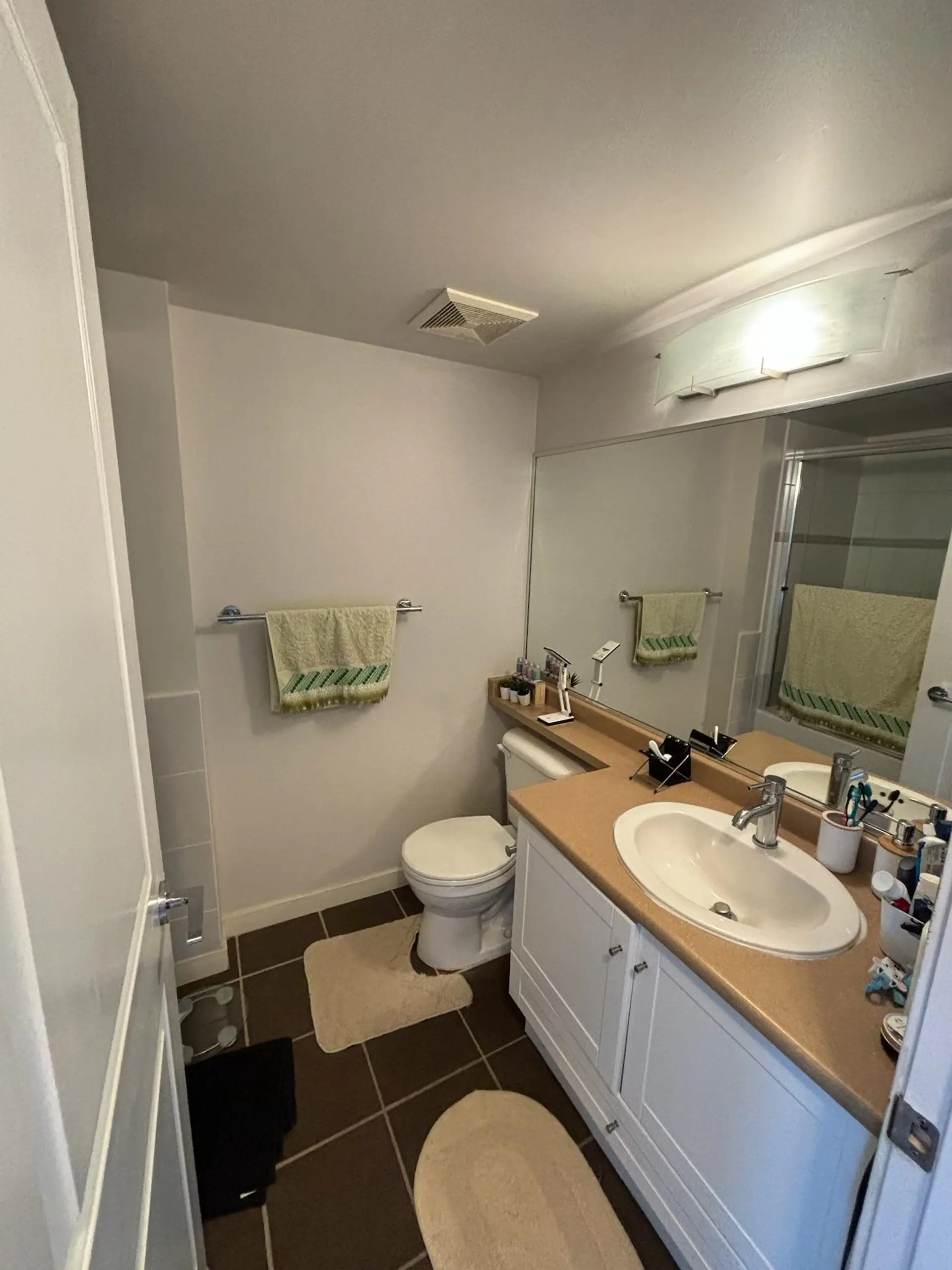 #307 814 Royal Avenue - Image 7