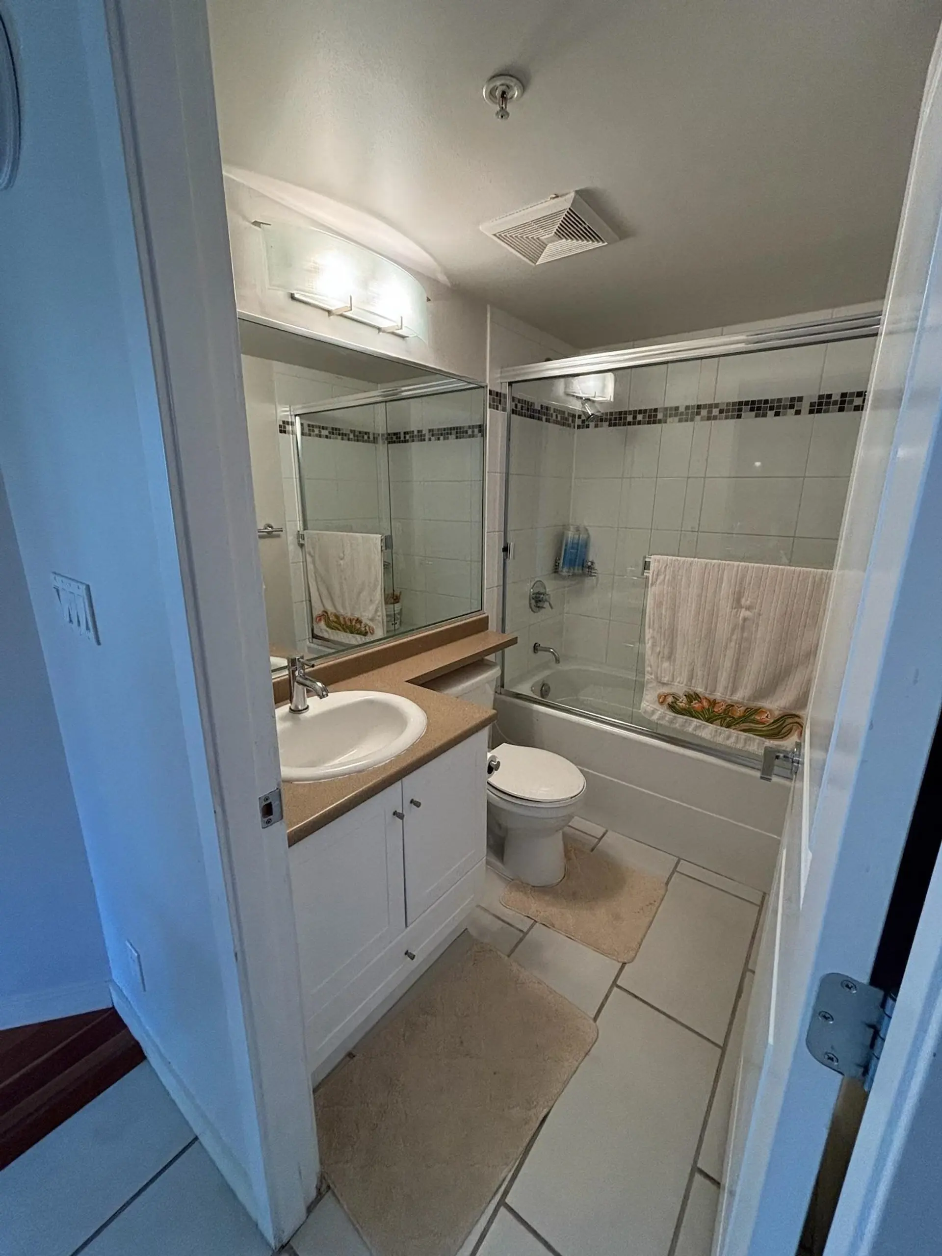 #307 814 Royal Avenue - Image 8