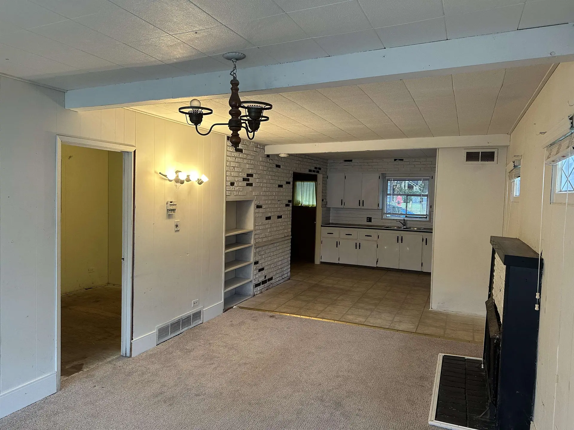 183 First Avenue - Image 5