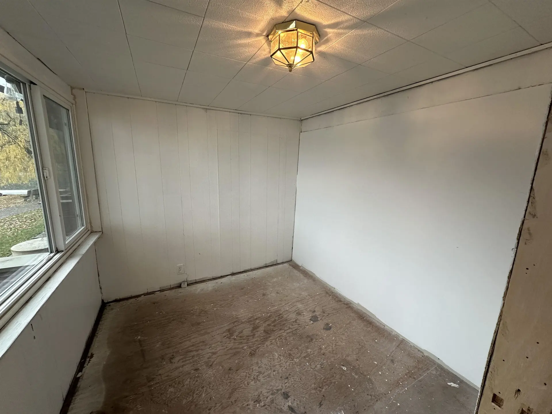 183 First Avenue - Image 14