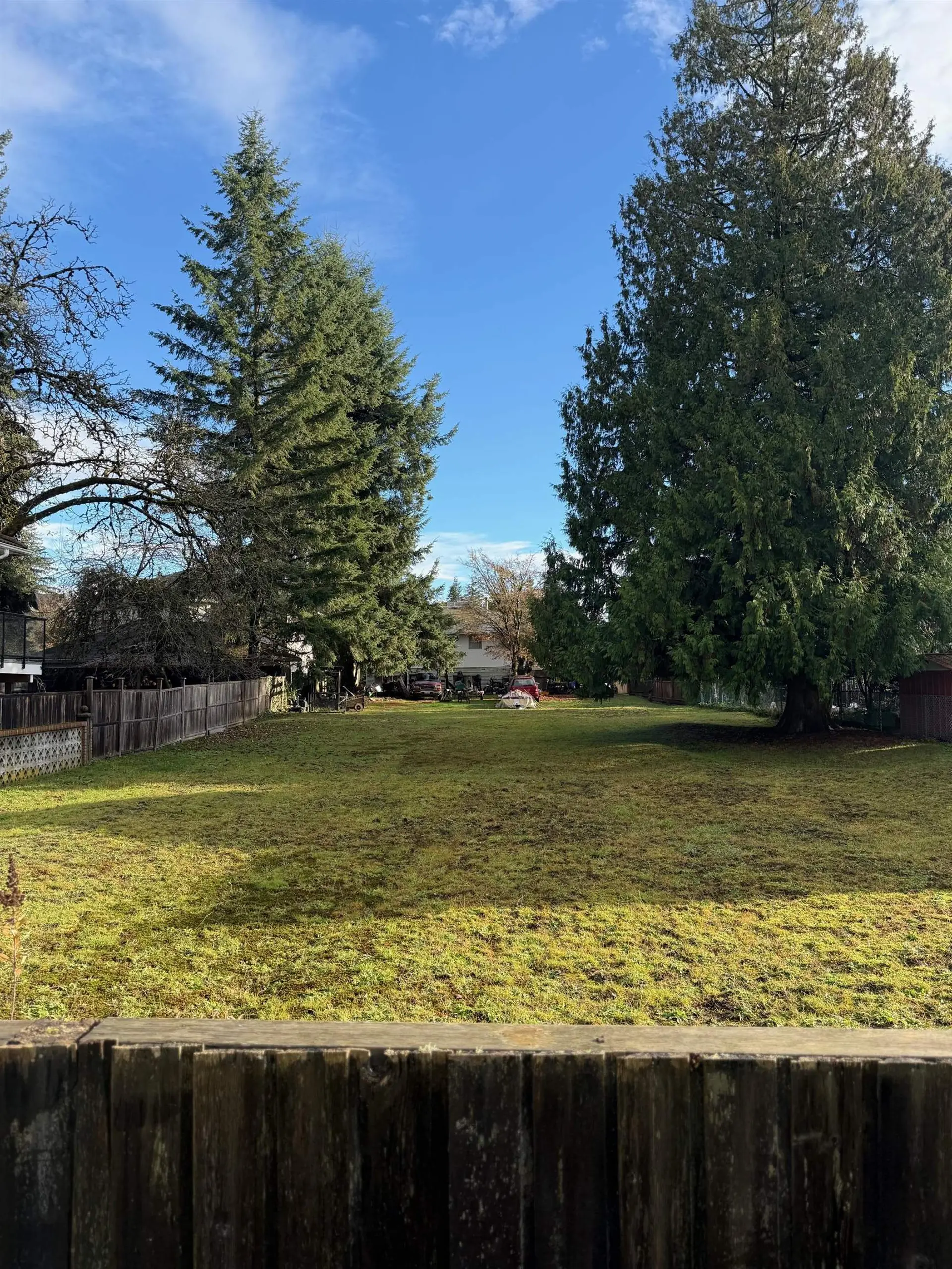 892 Macintosh Street - Image 3