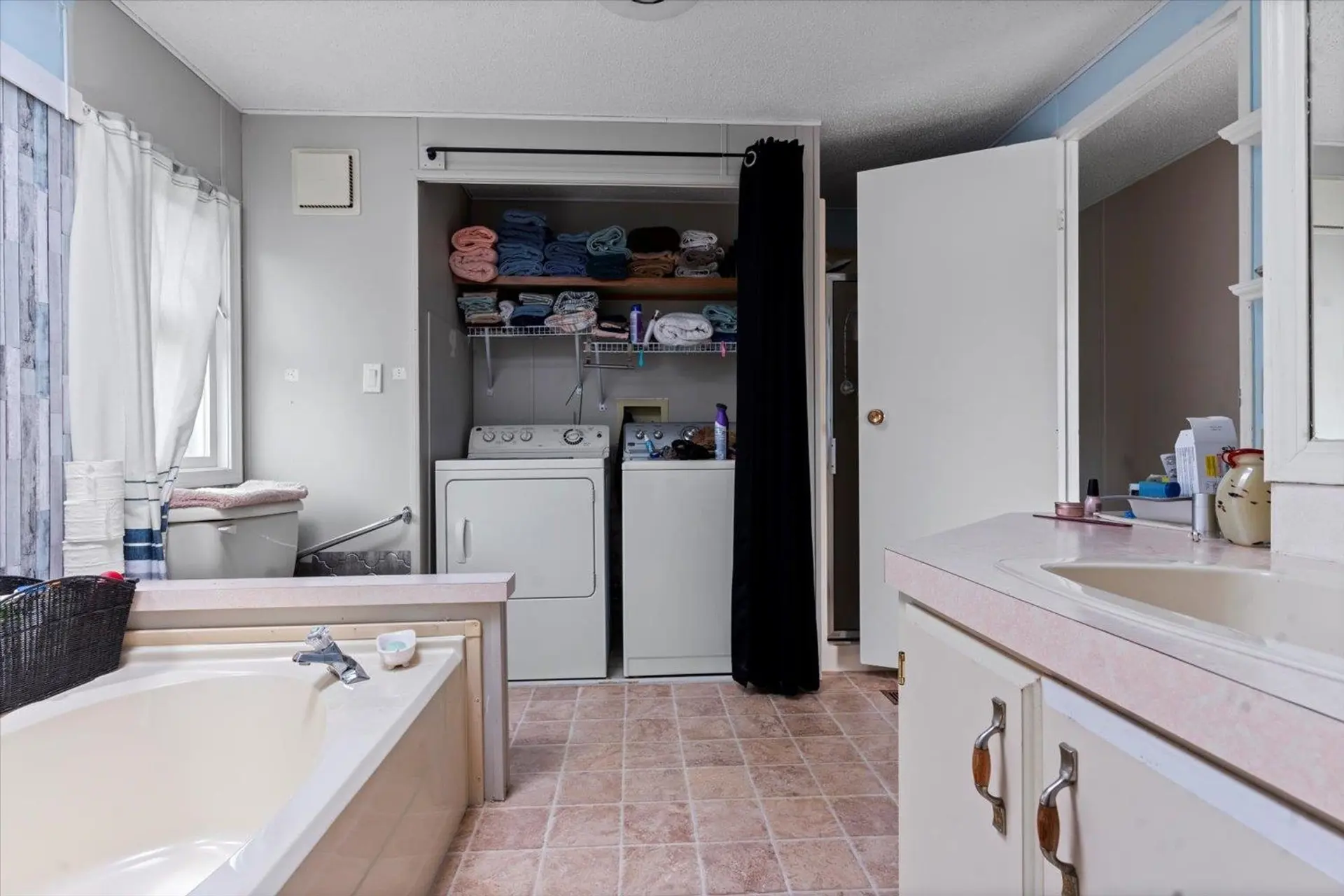 #34 7610 Evans Road - Image 9