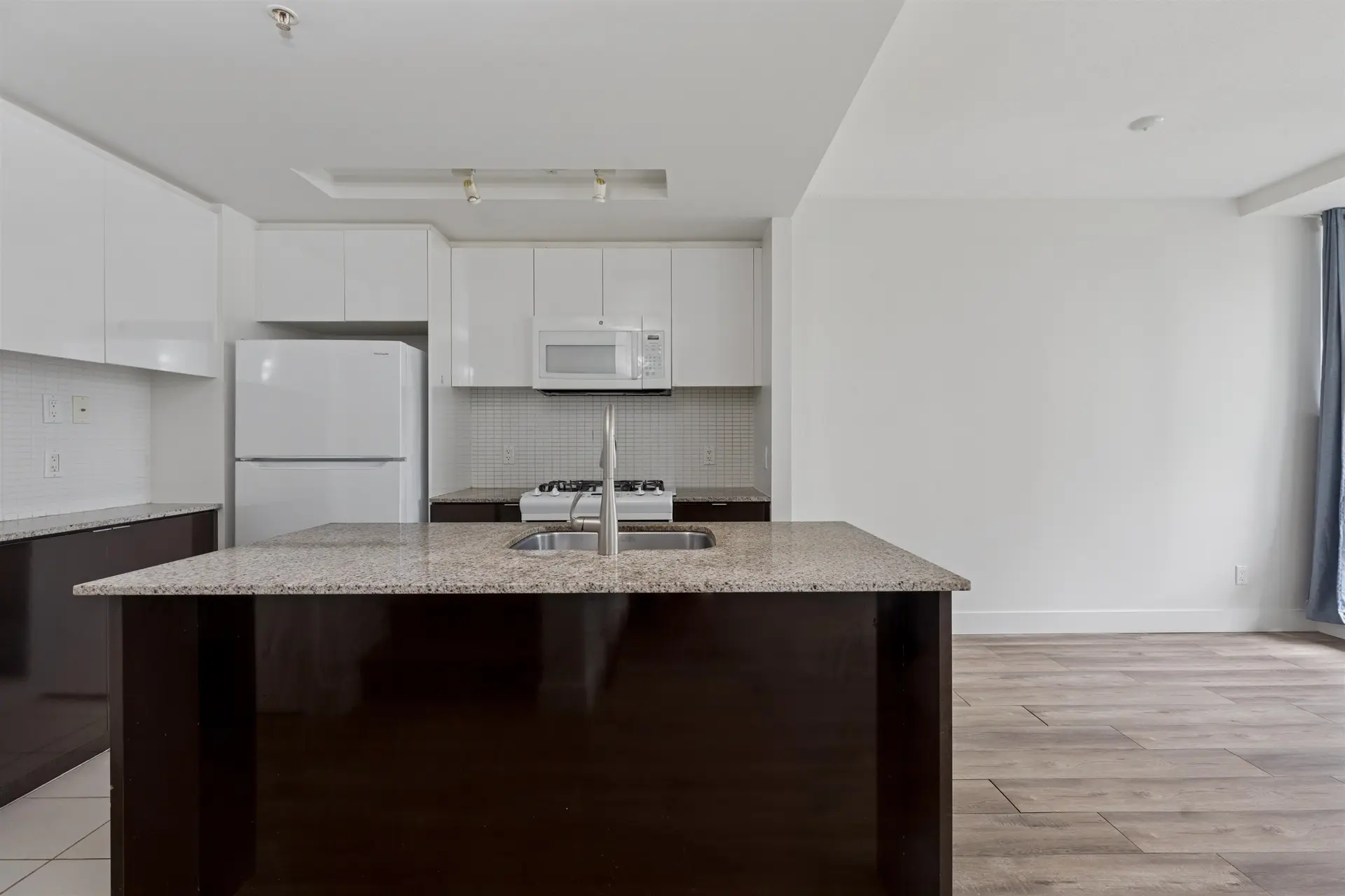 4848 Hazel Street - Image 9
