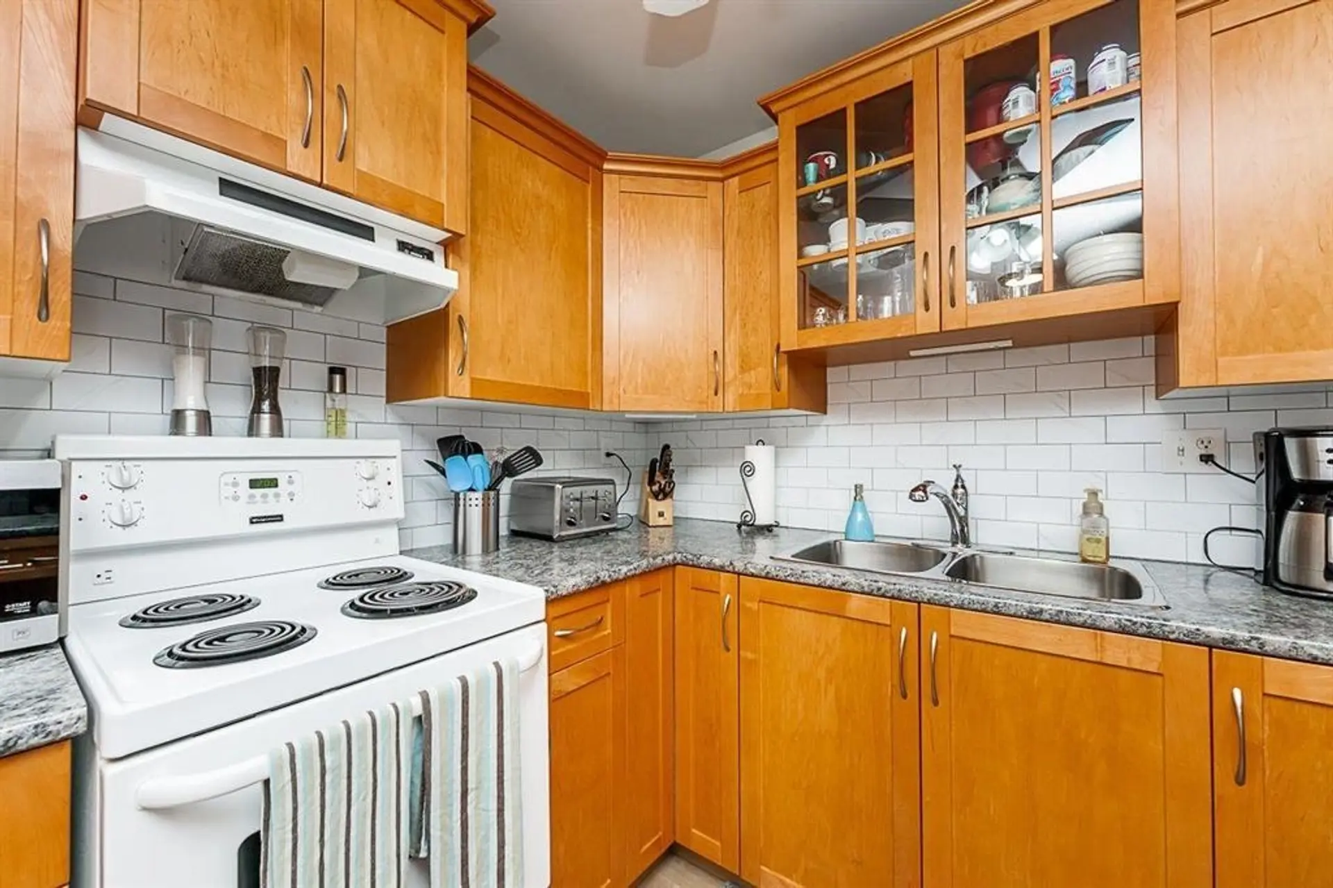 #307 1122 King Albert Avenue - Image 4