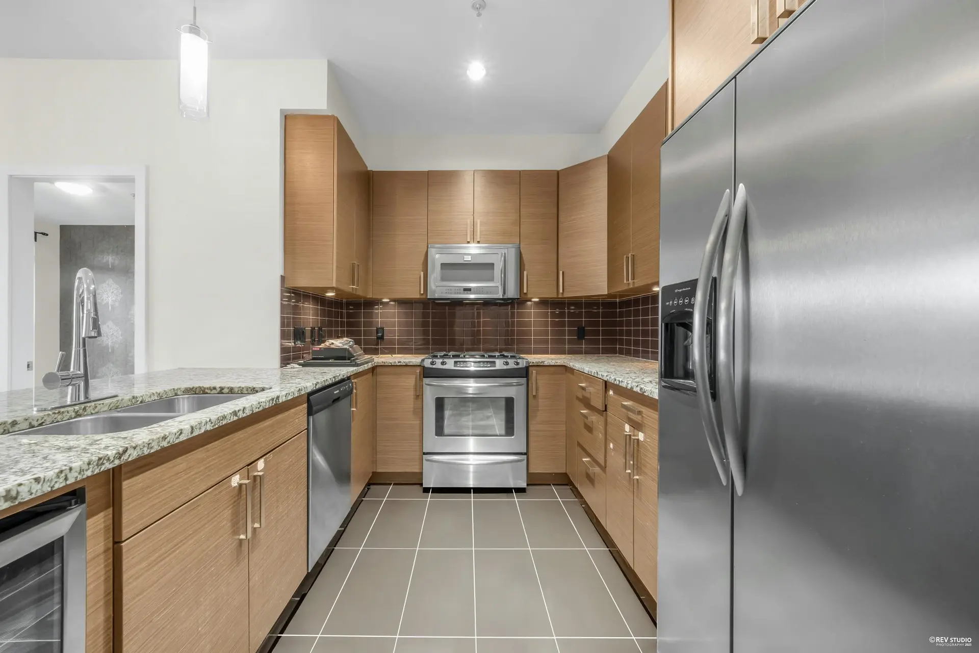 #210 288 Hampton Street - Image 2
